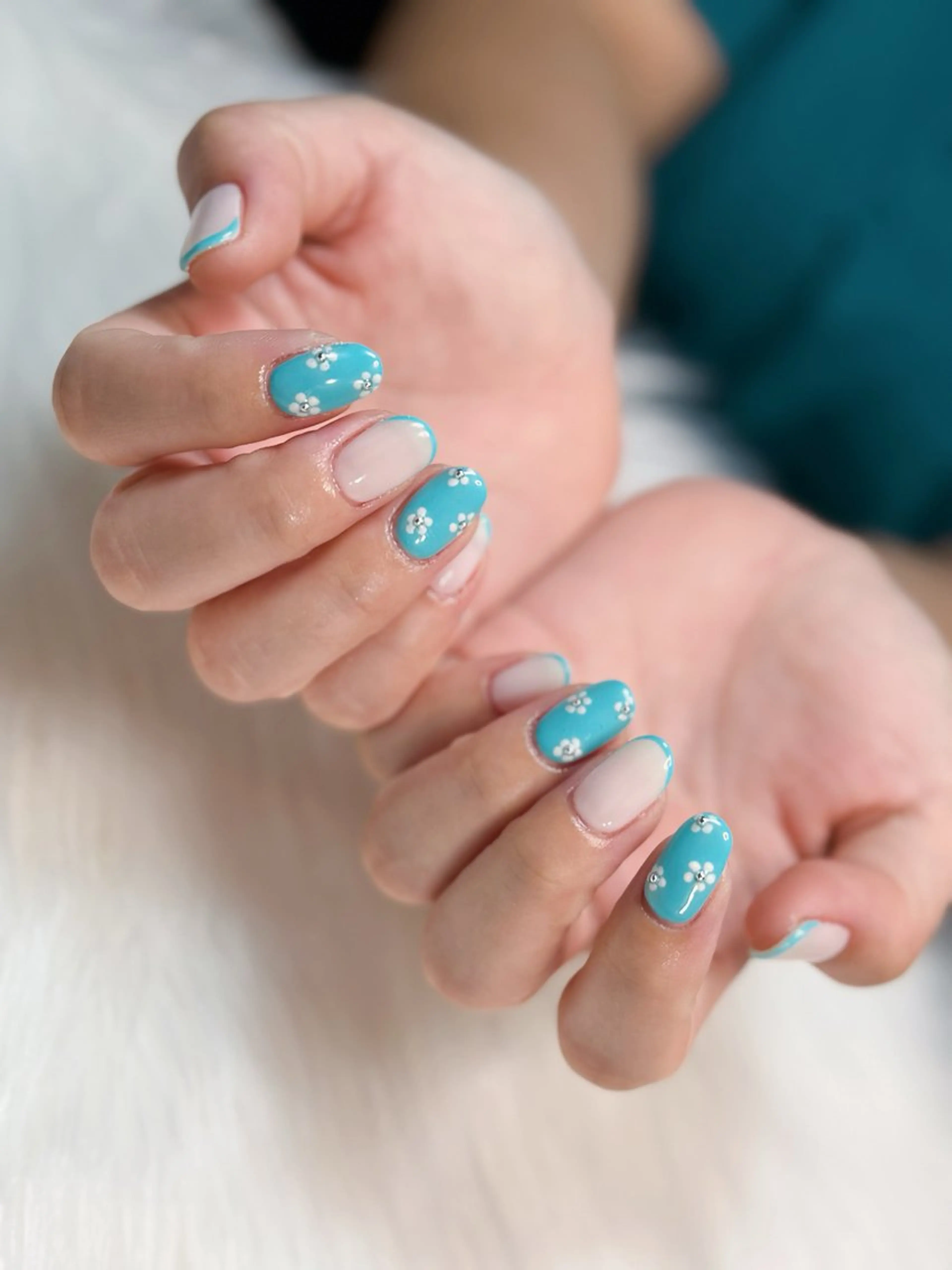 ネイル アートネイル オーロラネイル フレンチネイル ジェルネイル ロングネイル nail sideraのネイルデザイン