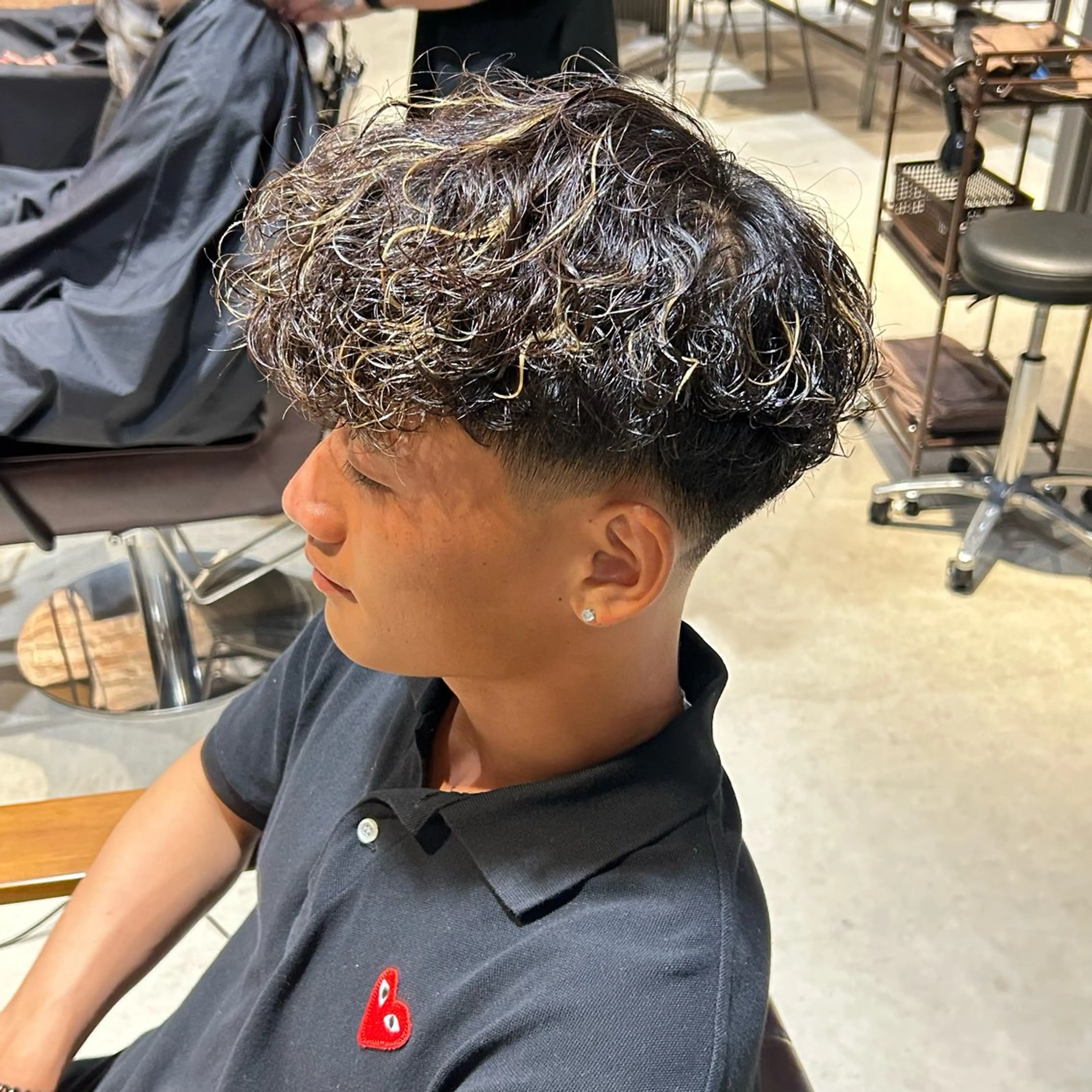 カラー パーマ メンズ カット ヘアカラー パーマ 安達 脩人のヘアスタイル