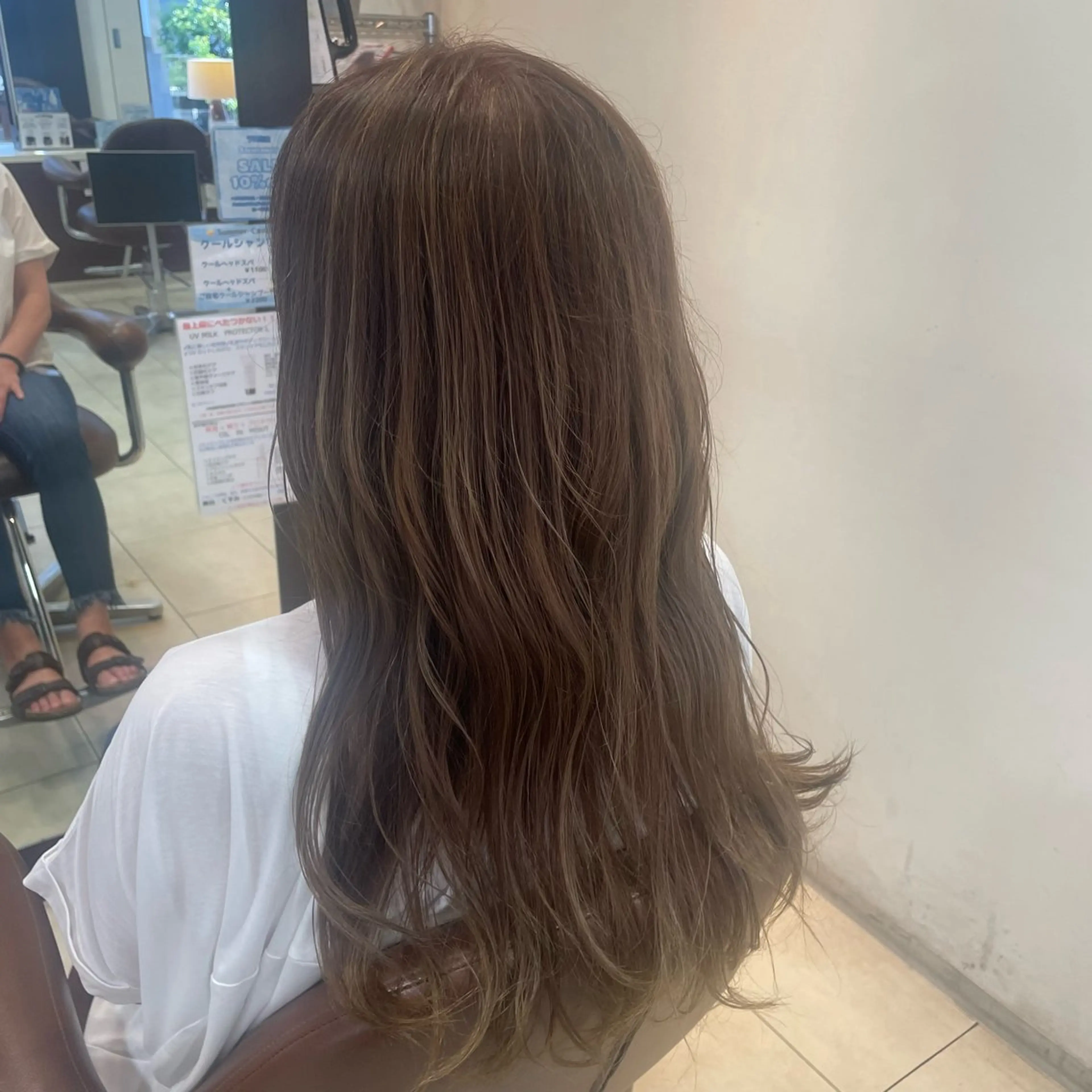 ロング カラー 西村 亜弥のヘアスタイル