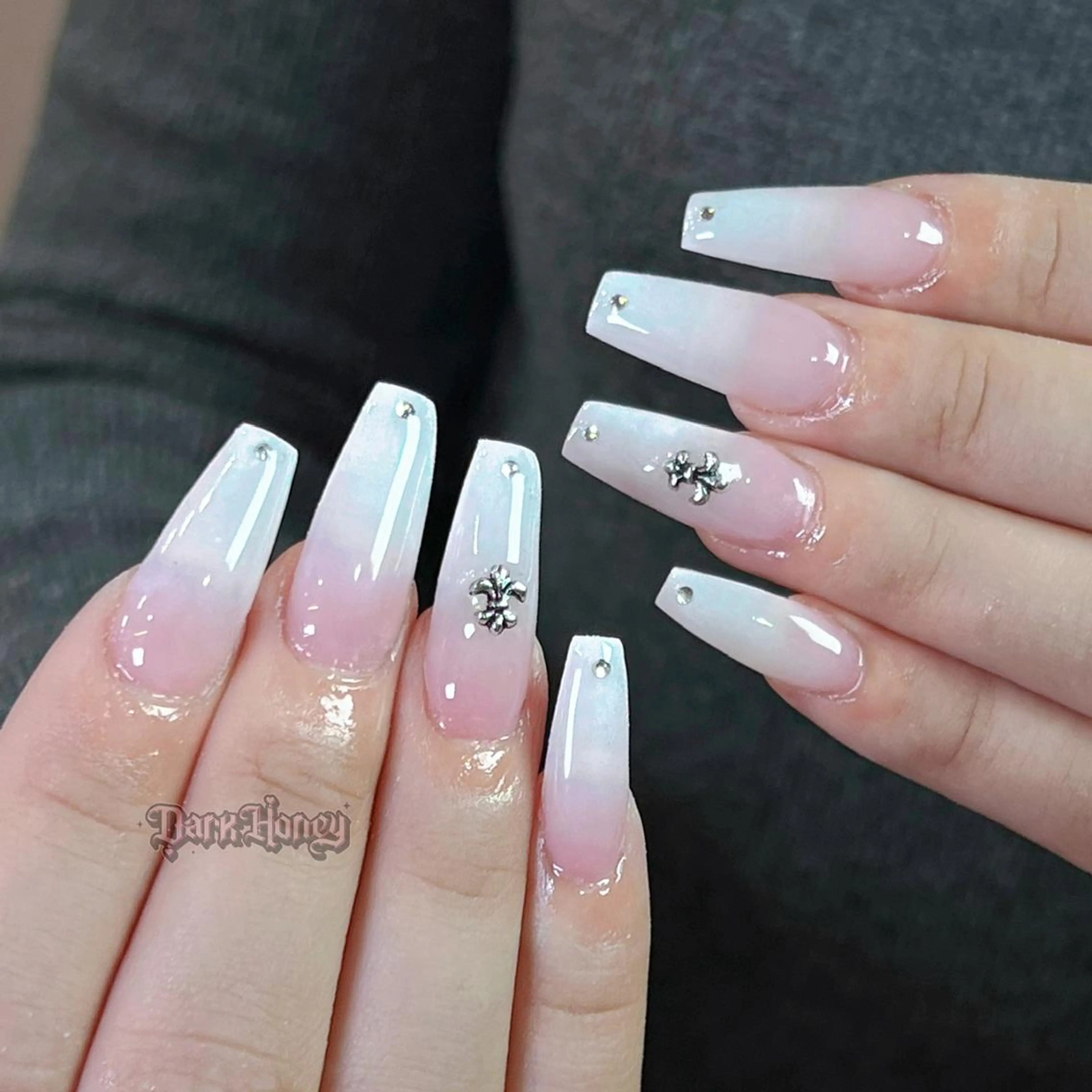 ネイル ハンドネイル Dark Honey nozomiのネイルデザイン