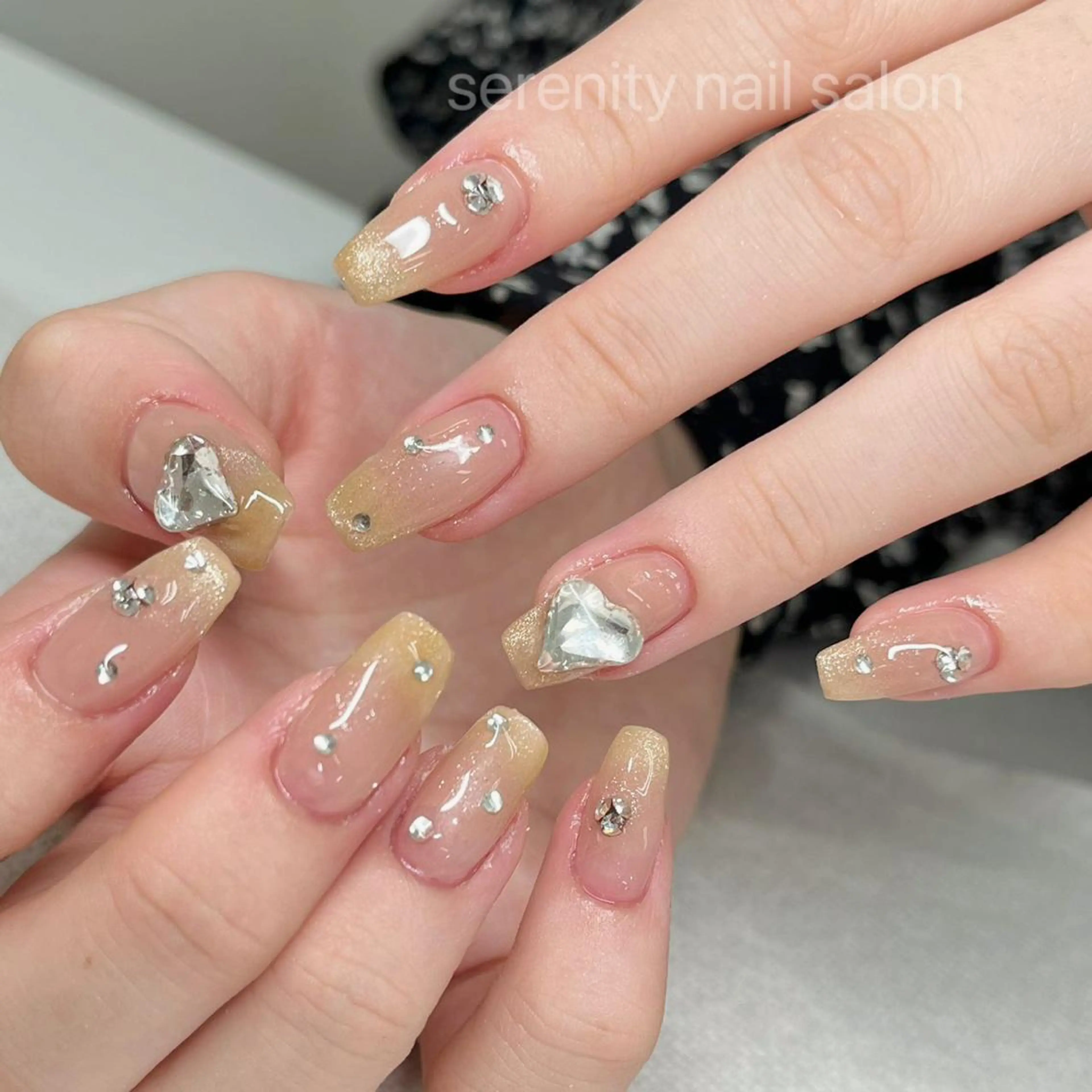 ネイル ハンドネイル ハンドケア ✨Serenity ワンホンネイルのネイルデザイン