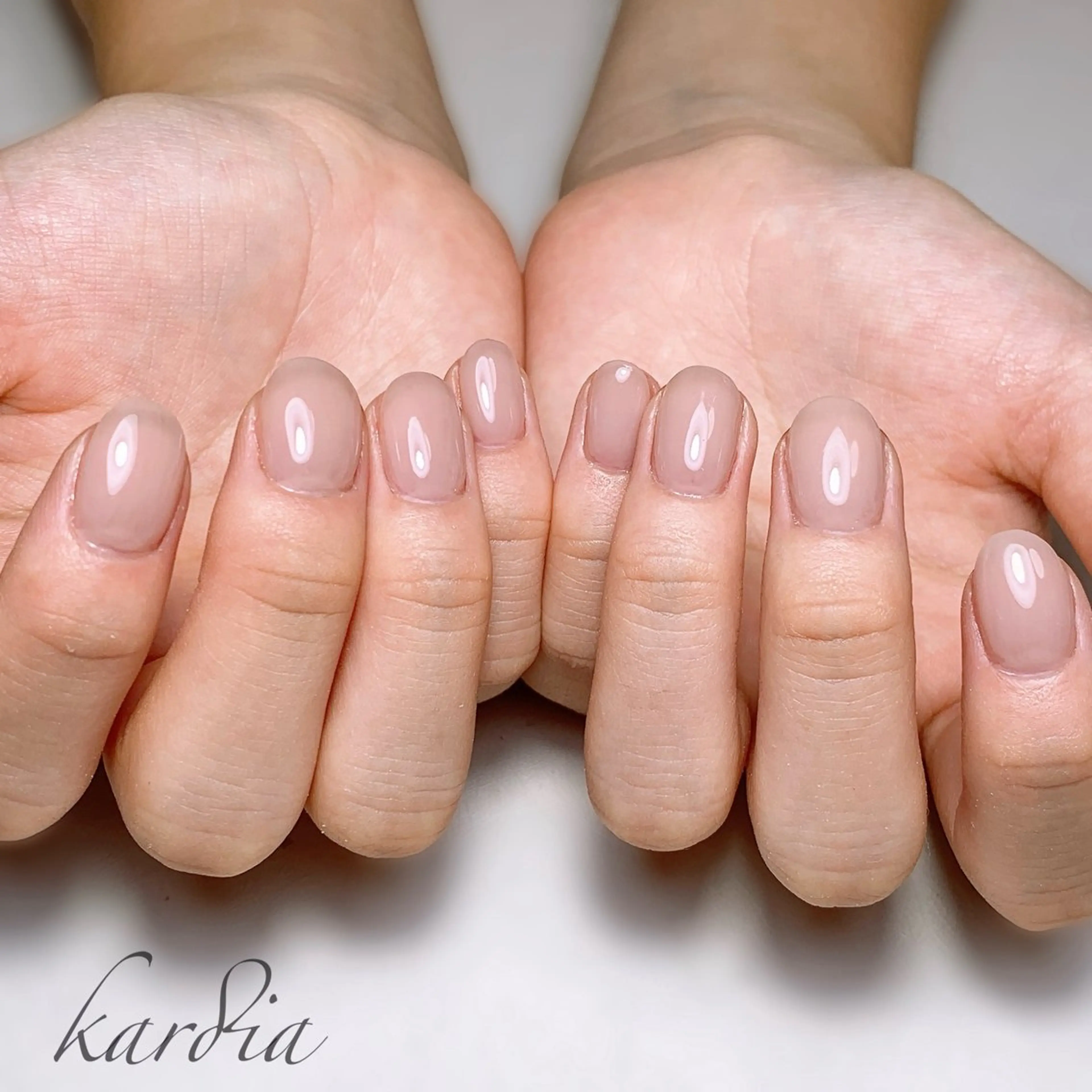 ネイル ハンドネイル καρδιά -ｶﾙﾃﾞｨｱ-のネイルデザイン