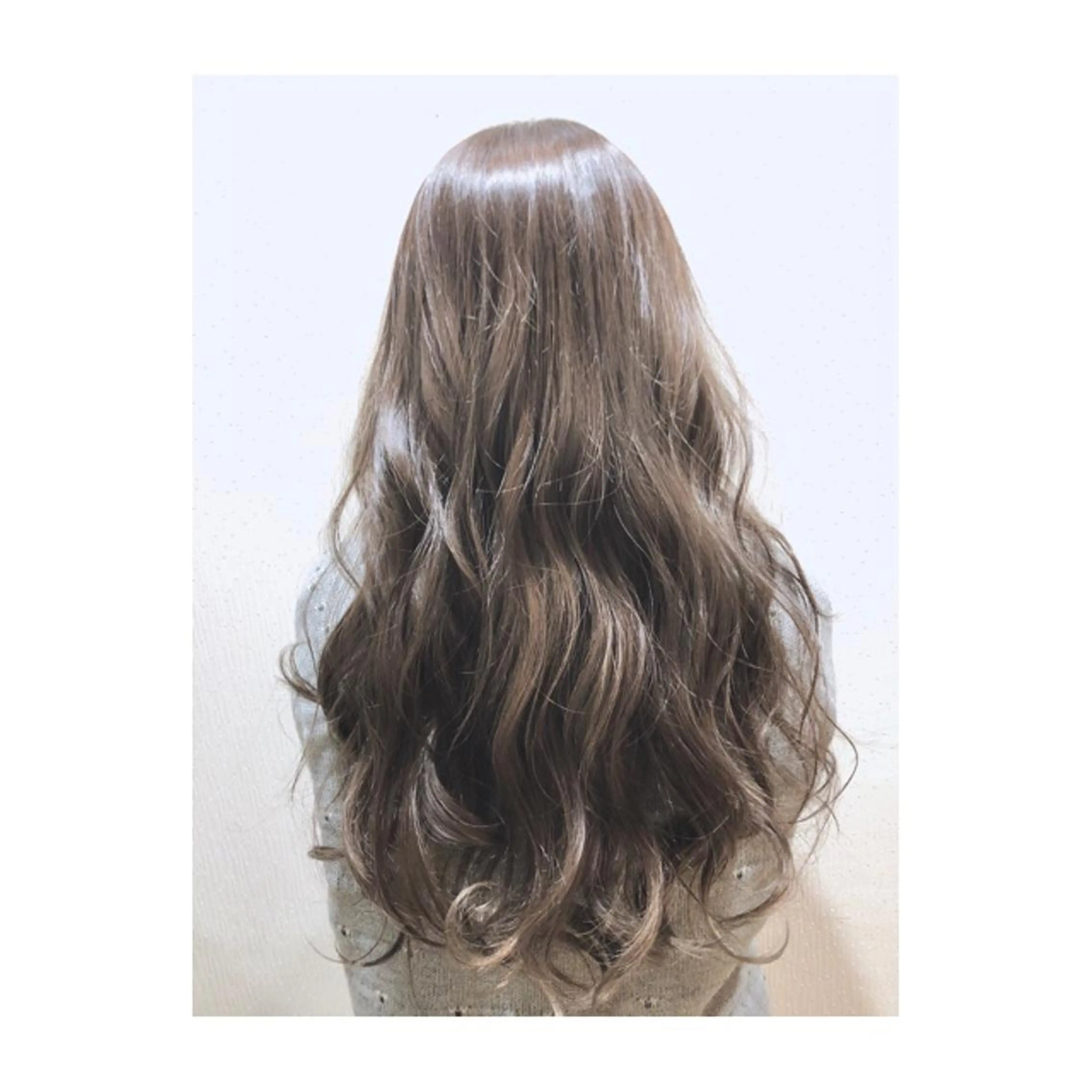 ロング カラー バレイヤージュ グレージュ レイヤーカット NAKAMURA 🦋のヘアスタイル