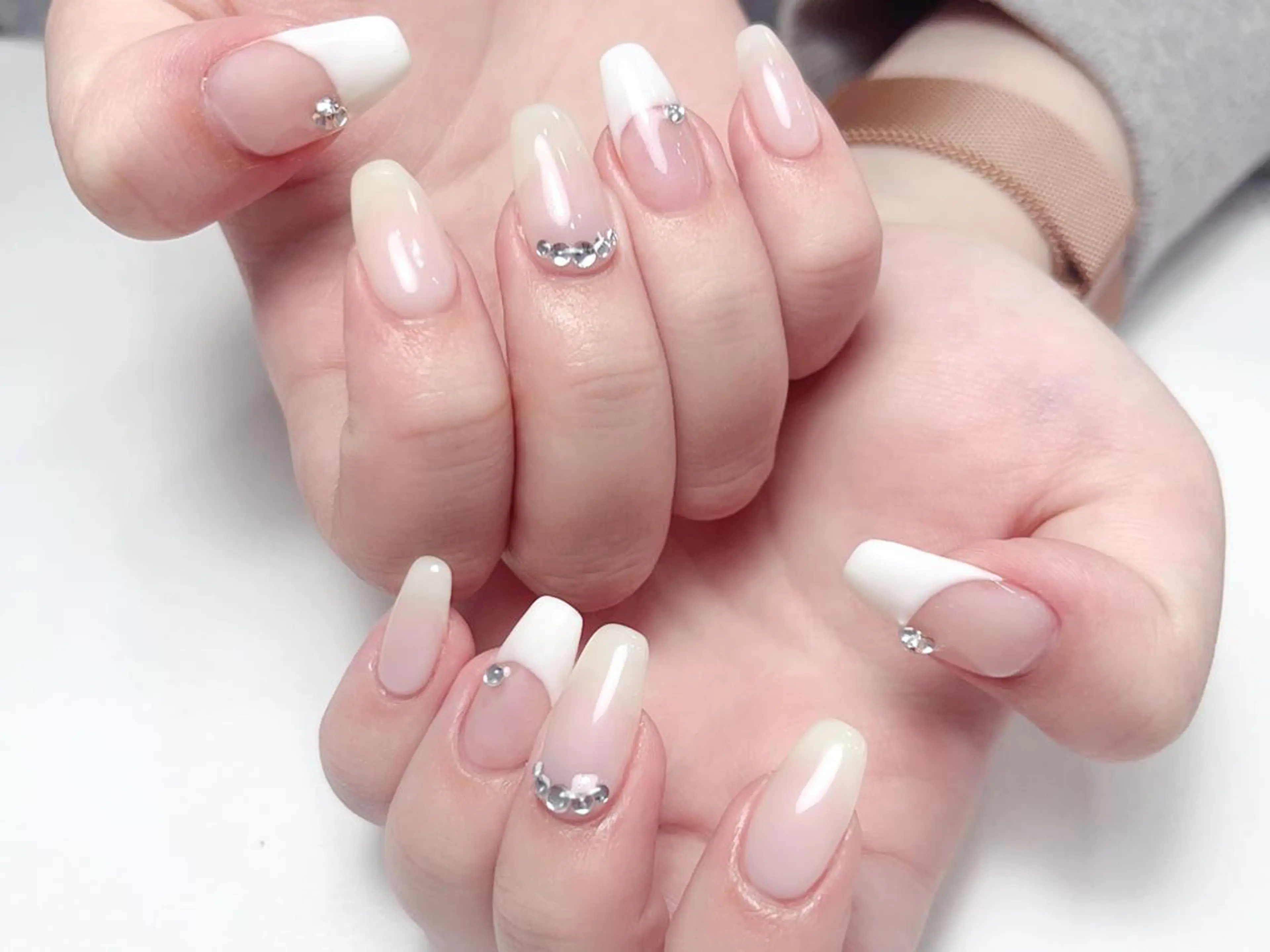 ネイル Elegant beautyカクのネイルデザイン