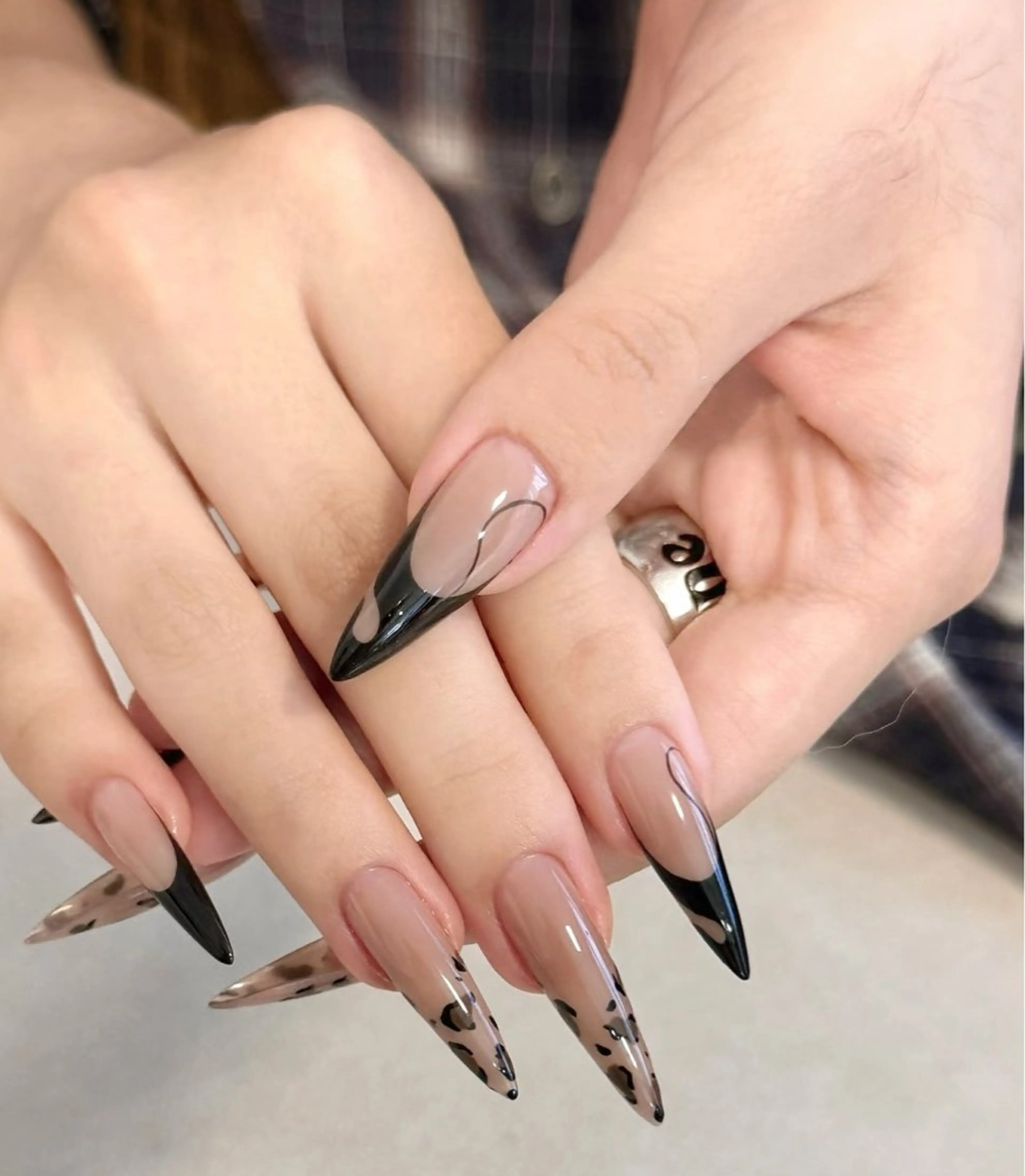 ネイル オーロラネイル フラワーネイル フットネイル フレンチネイル ジェルネイル ハンドネイル 長さだし専門 ありさのネイルデザイン