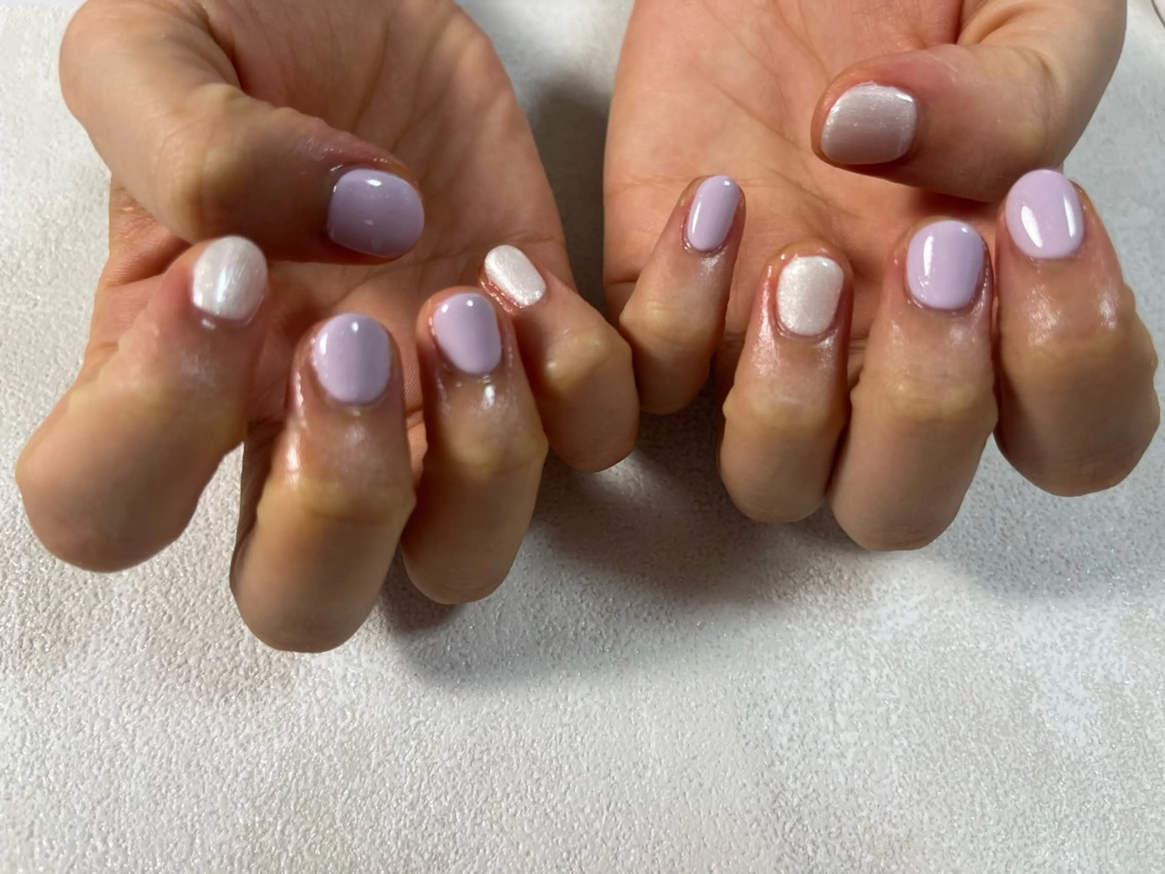 ネイル オーロラネイル ブルー フットネイル フレンチネイル ジェルネイル ハンドネイル kiki nail たまプラーザのネイルデザイン