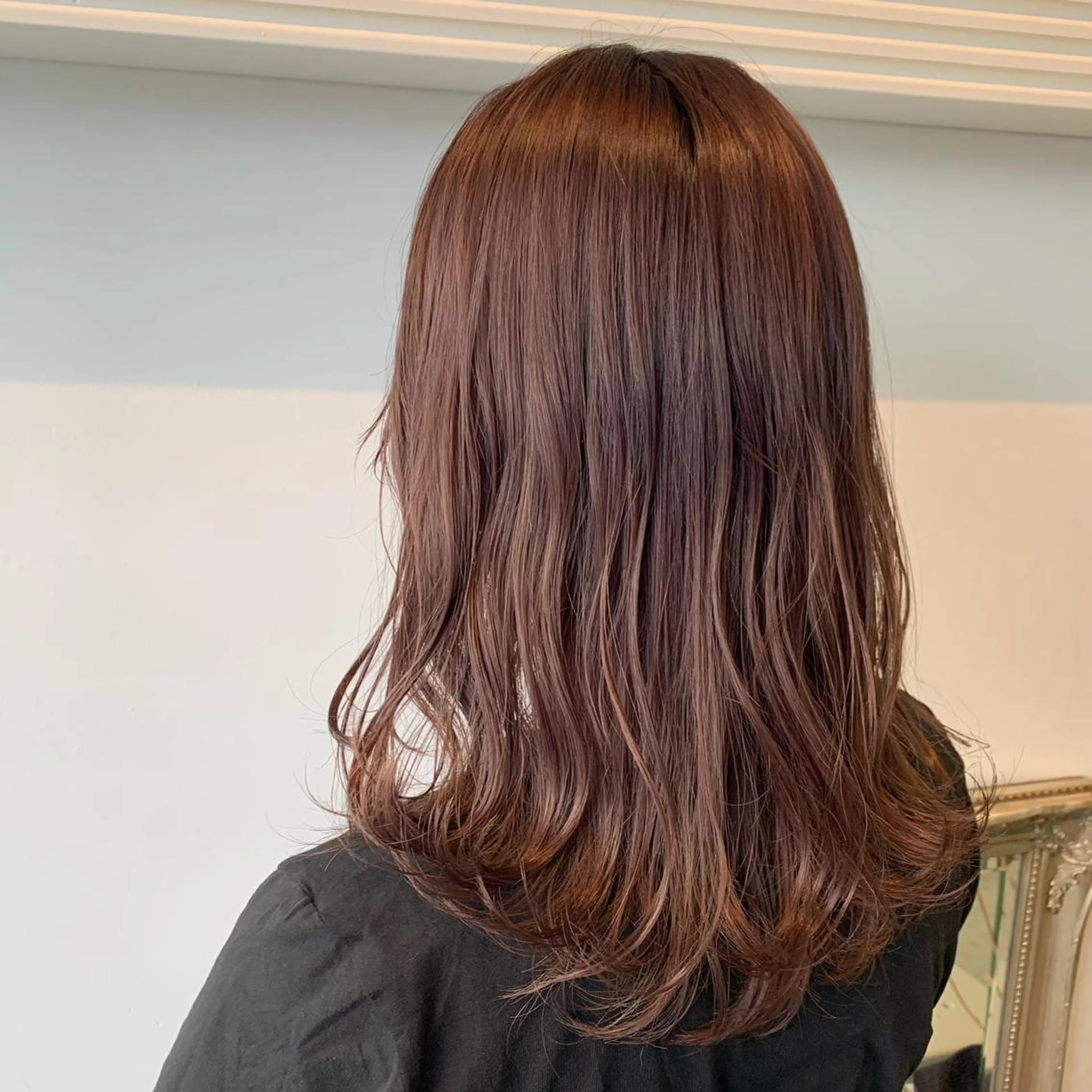 ロング カラー ヘアアレンジ ベージュカラー ピンクカラー ヘアカラー トリートメント 山崎 澪のヘアスタイル