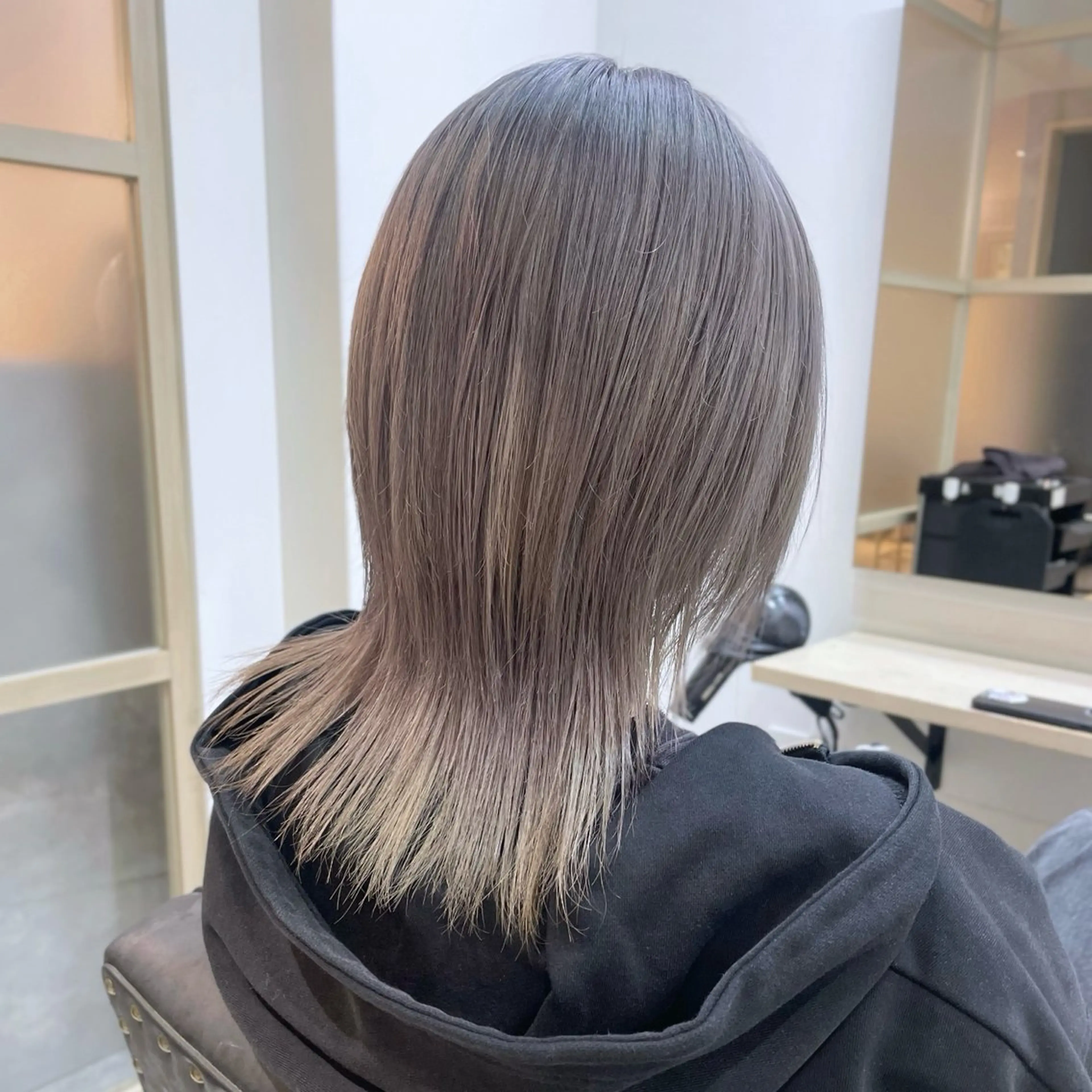 ミディアム カラー メンズ カット ヘアカラー トリートメント EMANON新宿南口所属・🦄中性ウルフ ☁️Shiori🦄のヘアスタイル
