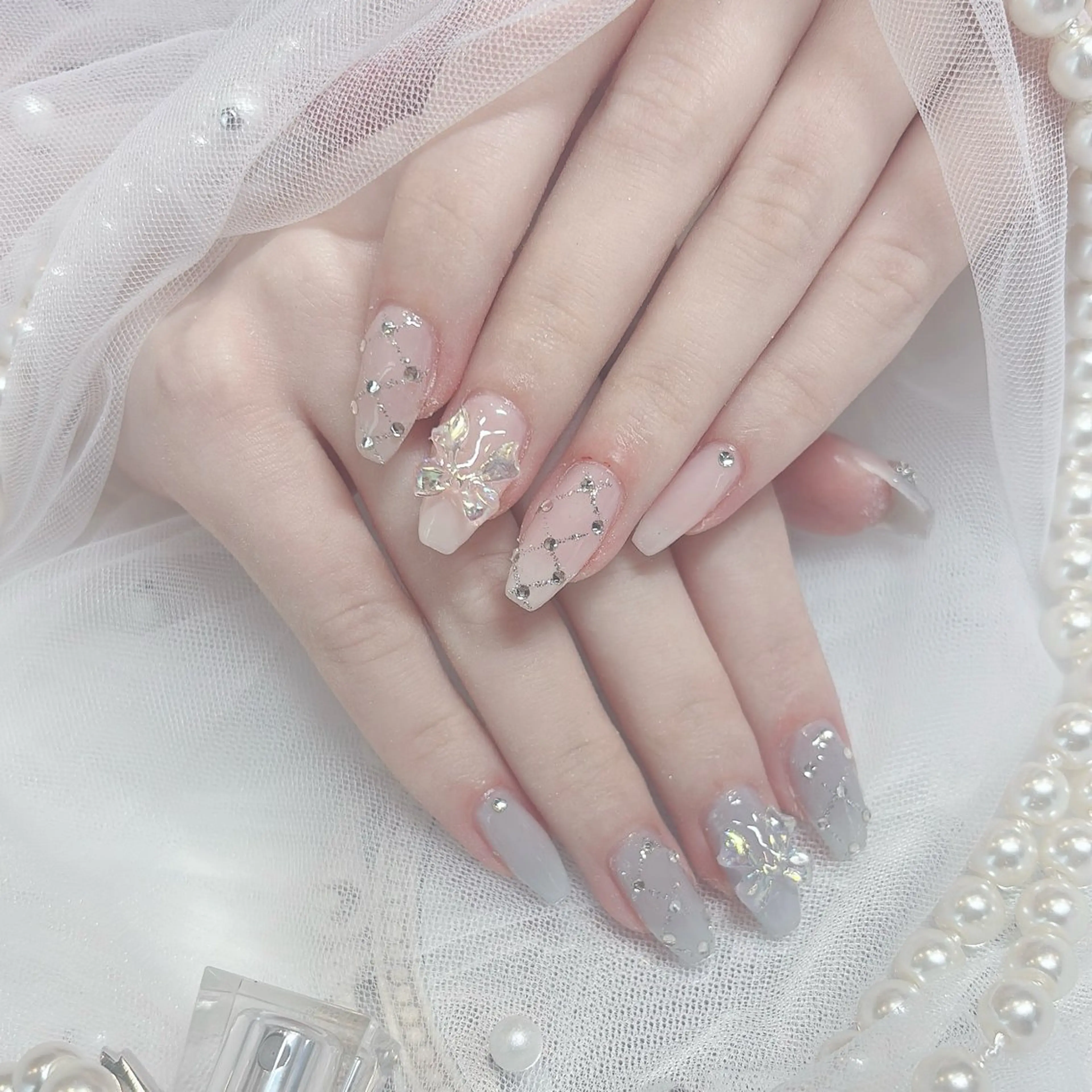 ネイル オーロラネイル リボン ハンドネイル aba nail ♡ akuaのネイルデザイン