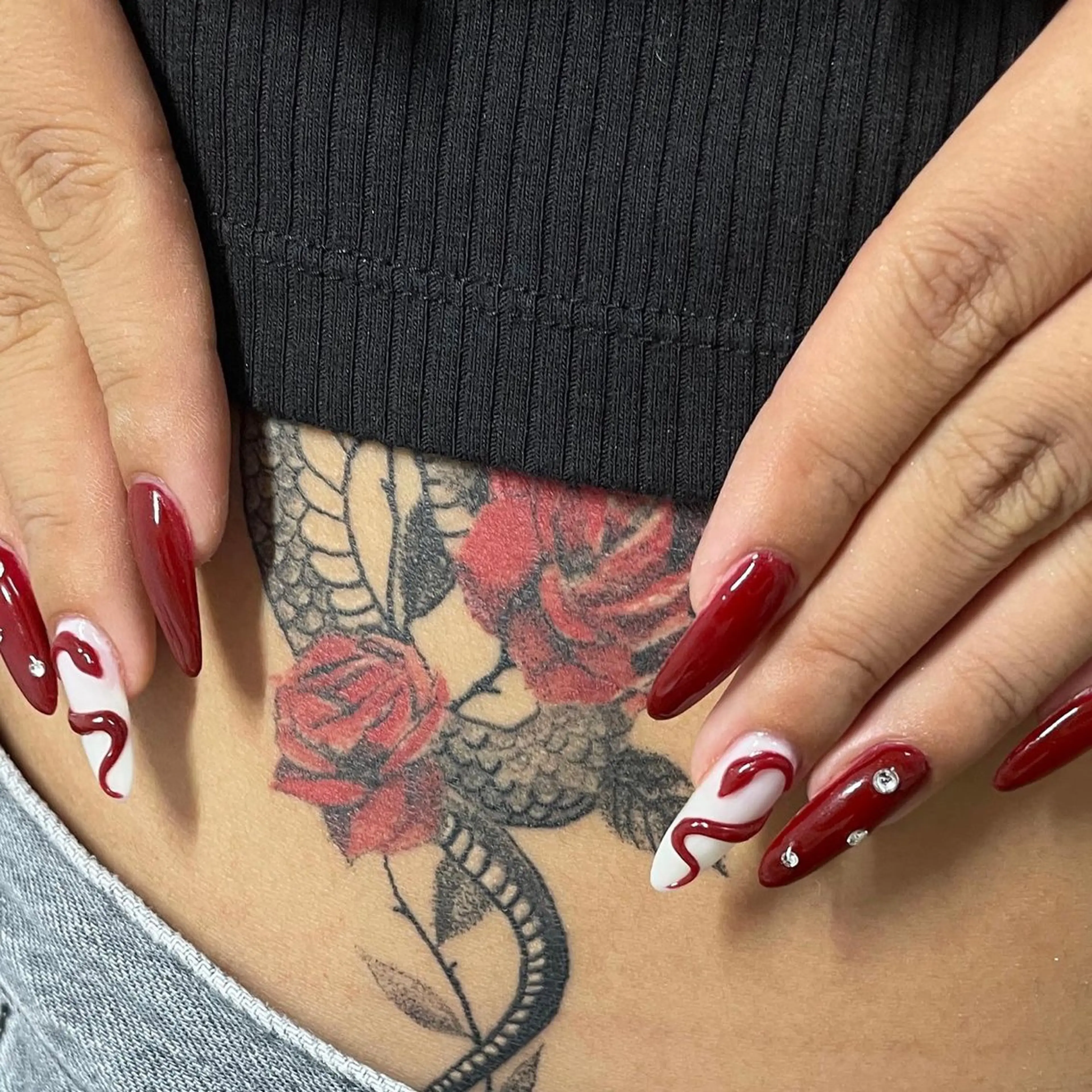 ネイル ハンドネイル 黒川 実祐のネイルデザイン