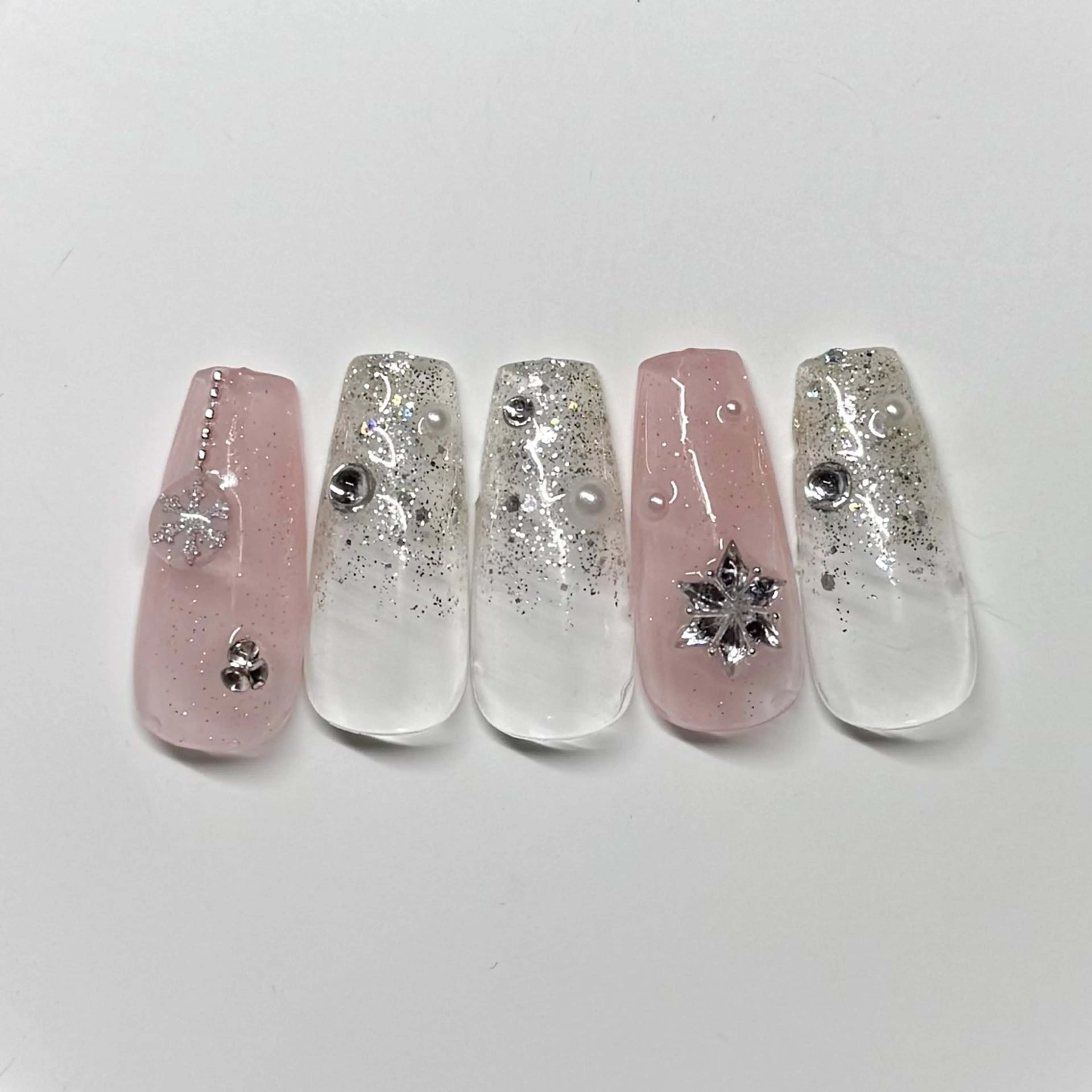 hand🧸【12月限定 monthly design】￥7900の写真