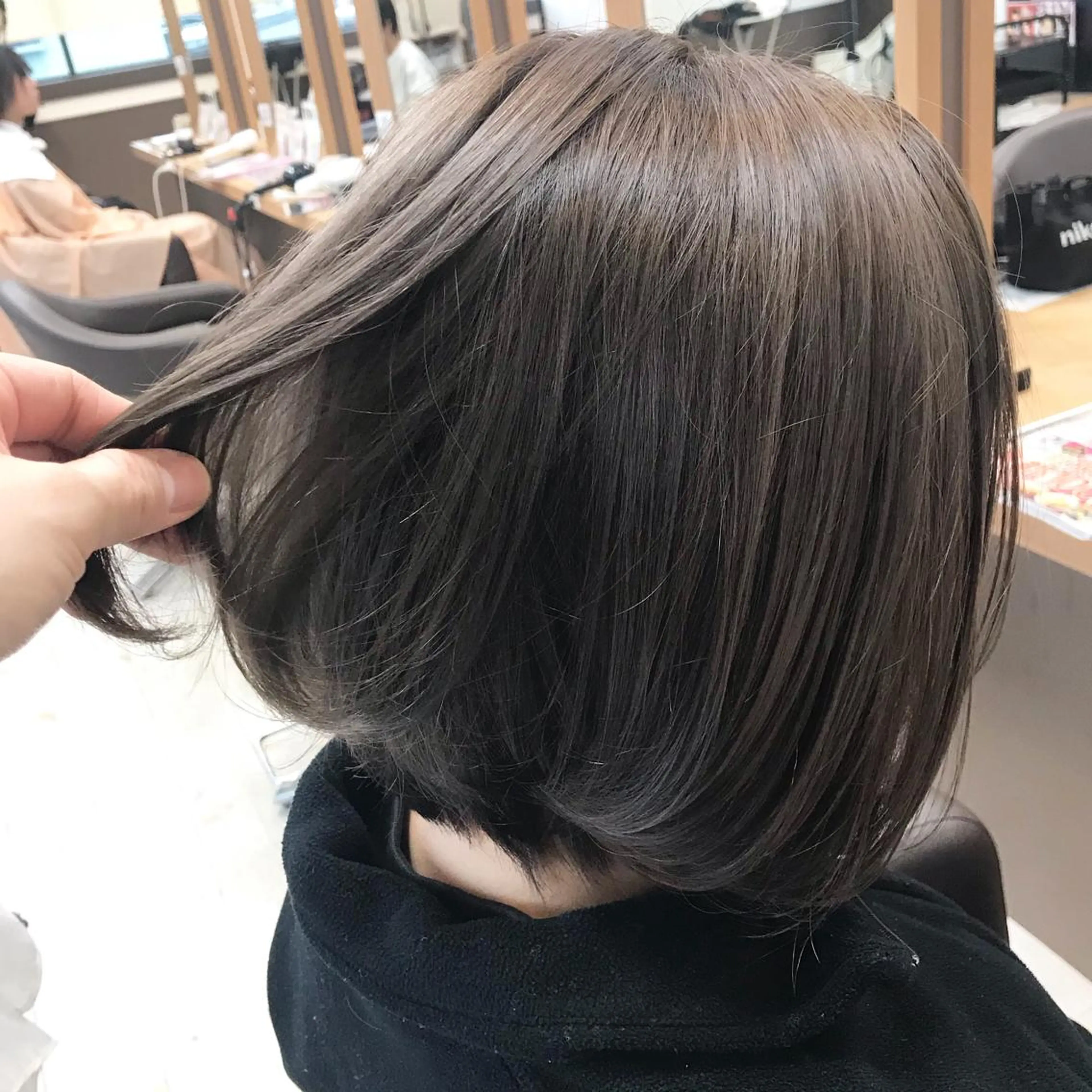 ショート カラー Lien 深井店のヘアスタイル