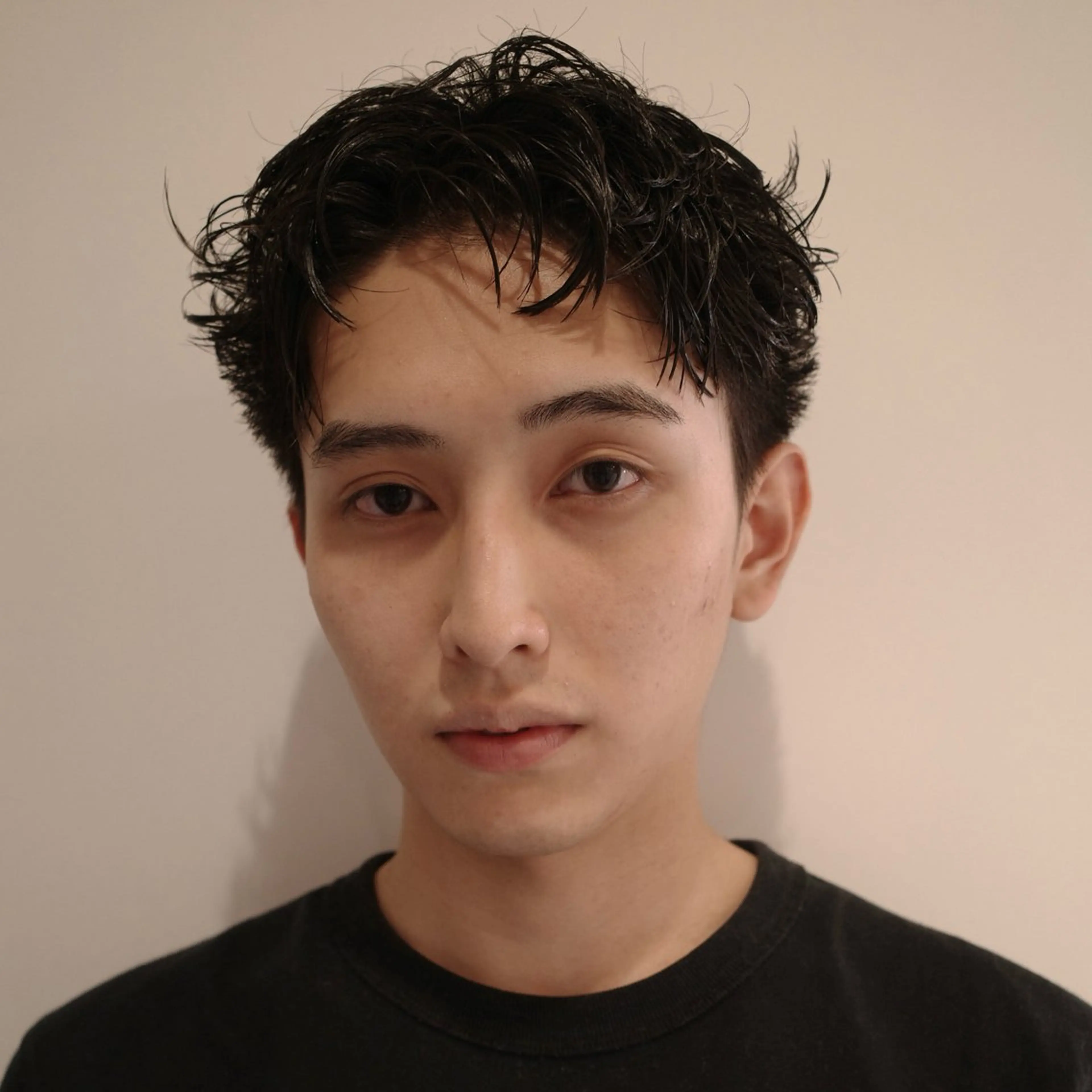 メンズ センターパート マッシュ メンズパーマ メンズショート スパイキーショート カット パーマ メンズショート masakiのヘアスタイル