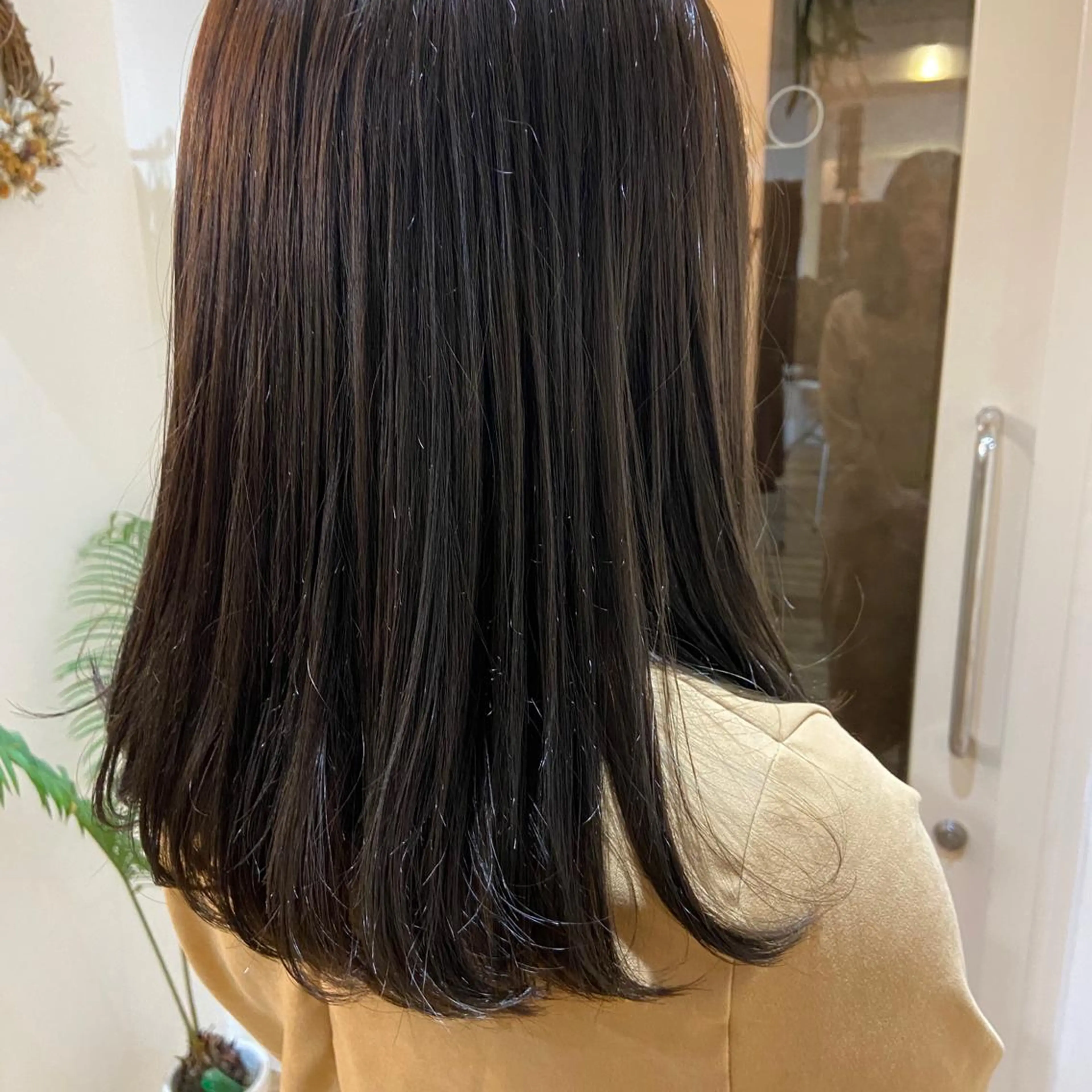 セミロング SALT WATER  恵比寿所属・SALTWATER AYARIのヘアスタイル