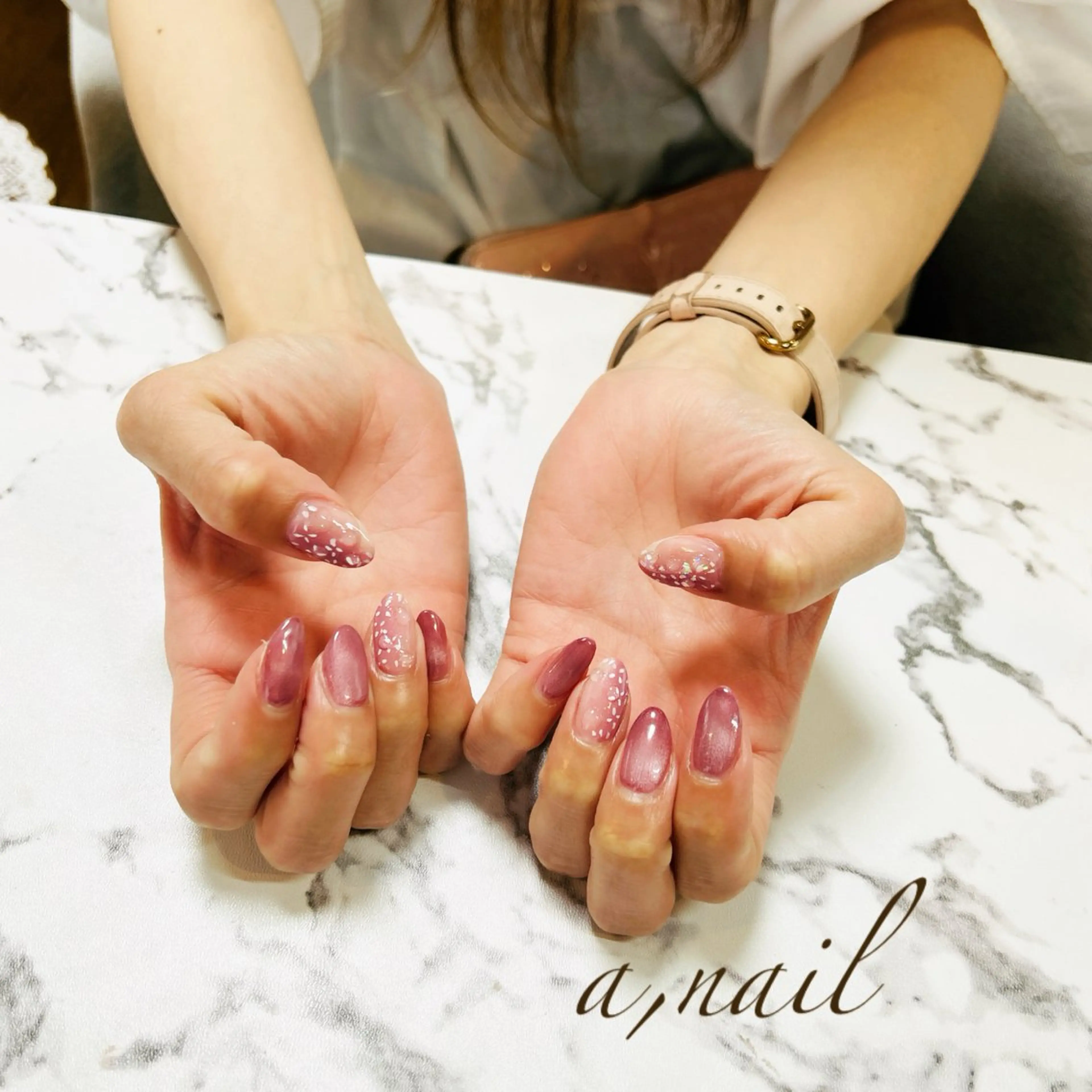 ネイル マグネットネイル シンプルネイル ハンドネイル ネイルサロン エーネイルのネイルデザイン