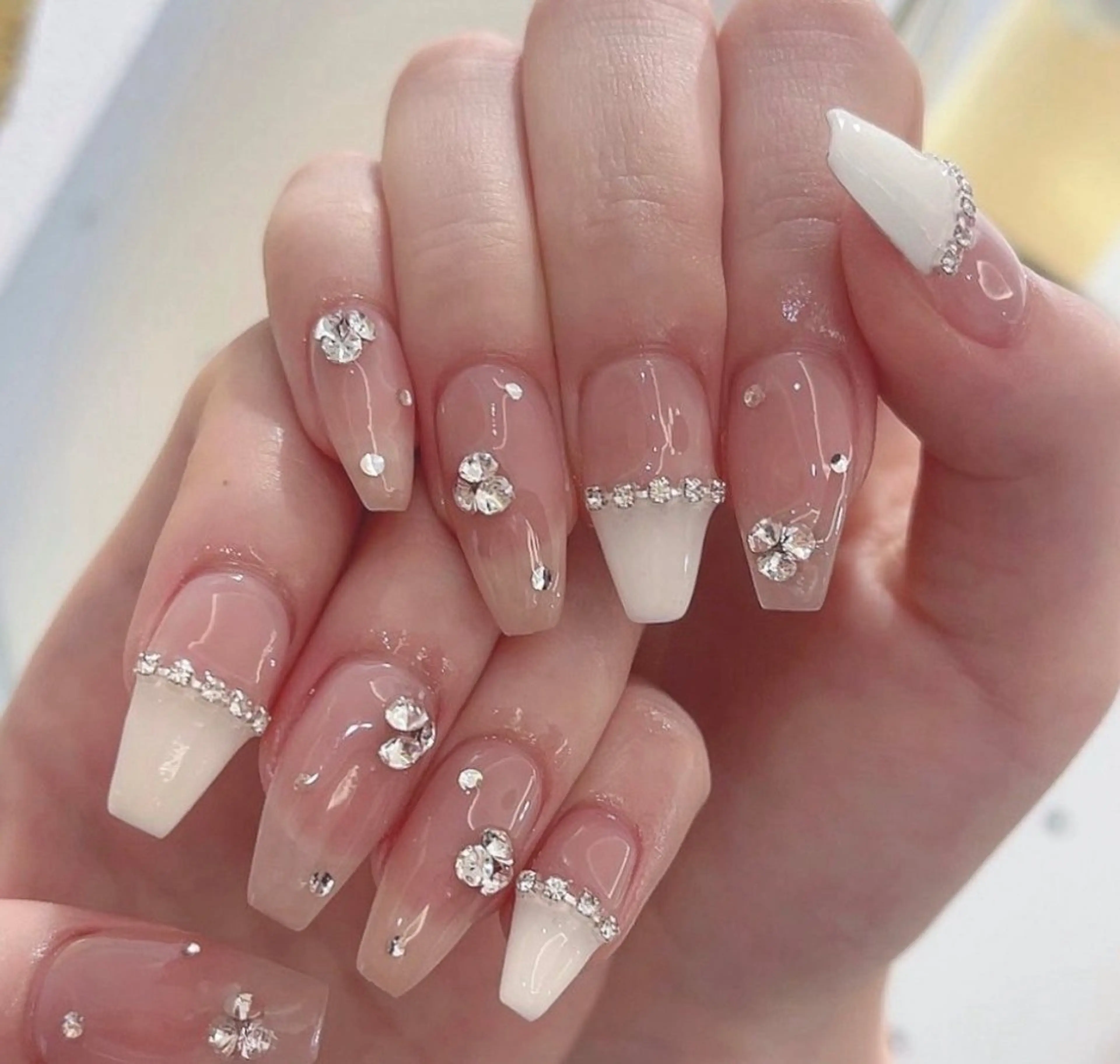ネイル ☁️Yun nail Rin☁️のネイルデザイン
