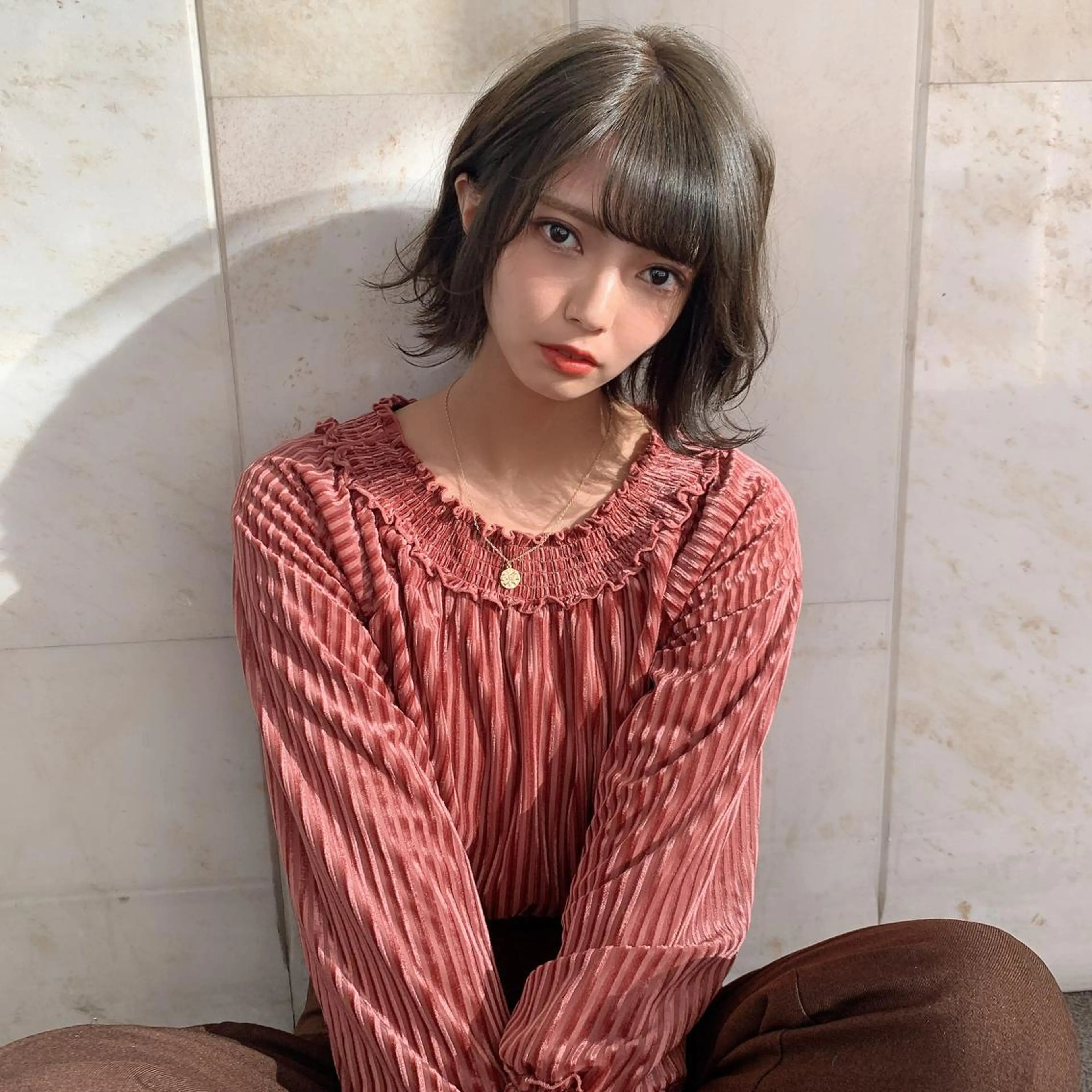ショート カラー パーマ アッシュ ブリーチ 透明感カラー ブリーチなしカラー オリーブカラー 韓国ヘア/前髪カット 廣瀬隆志のヘアスタイル