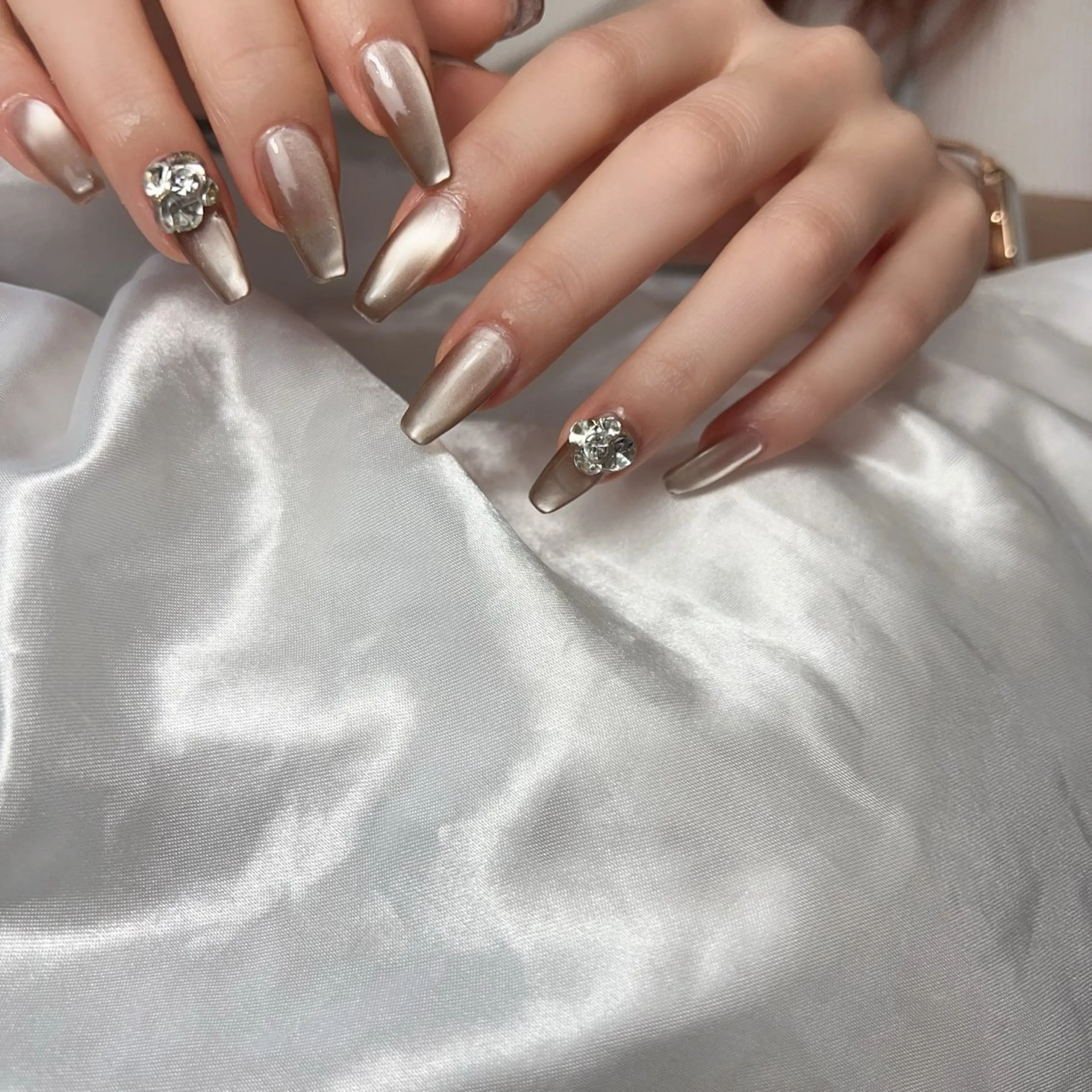 ネイル nailstudio ′ecole所属・nailstudio ′ecoleのネイルデザイン