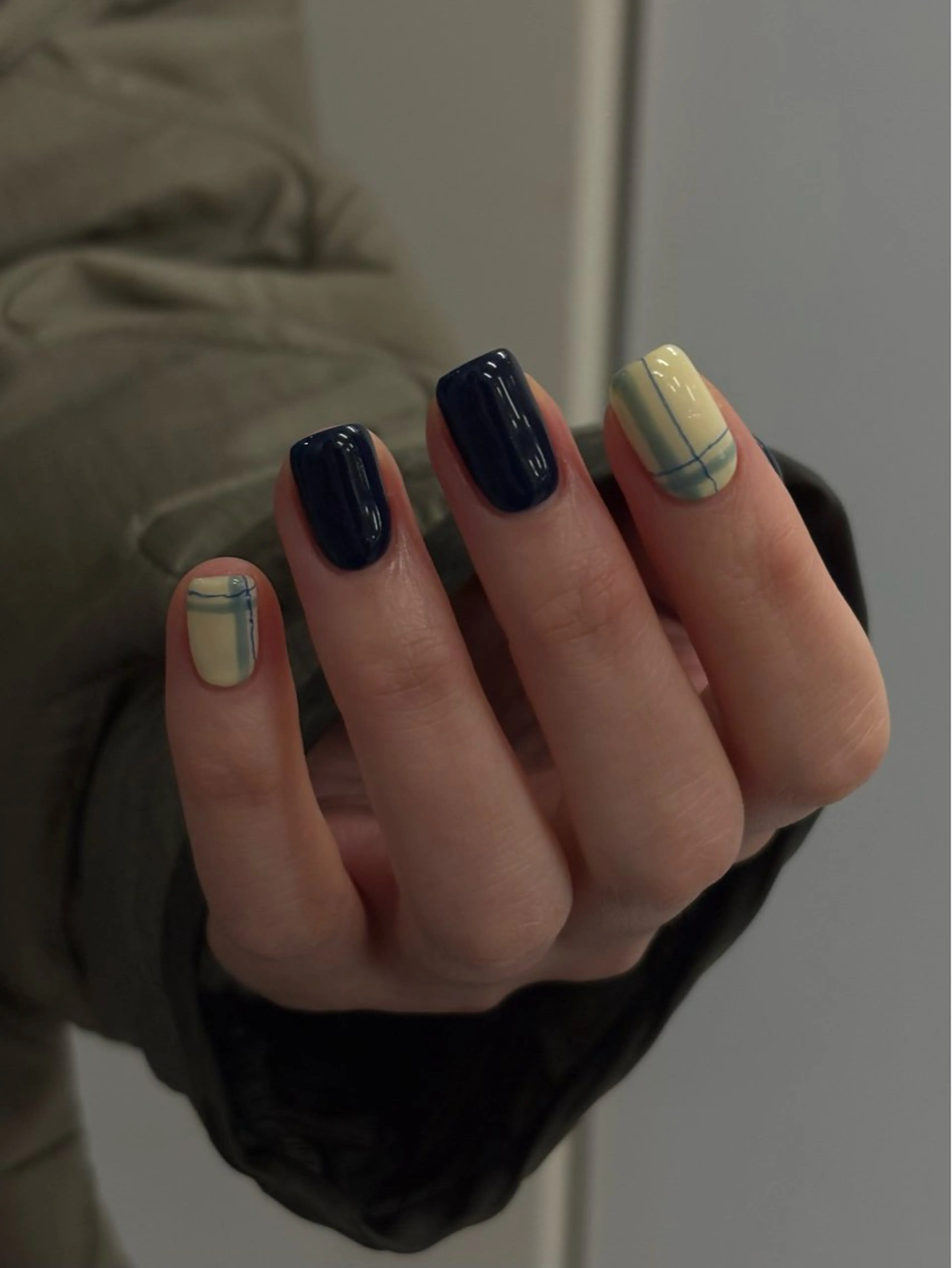 ネイル ハンドネイル 甲村 未玖のネイルデザイン