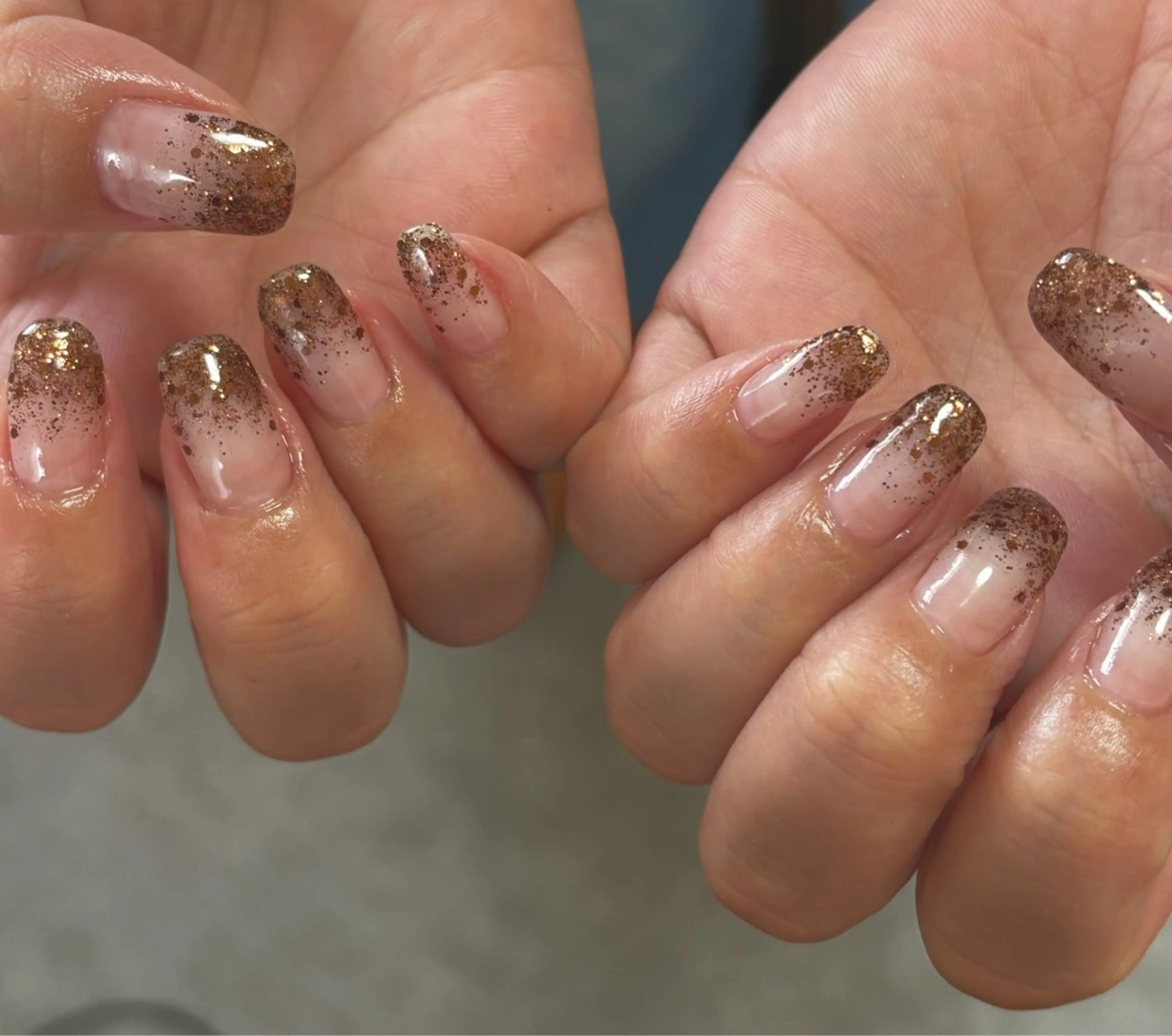 ネイル ブラウン ジェルネイル グラデーション キラキラネイル ラメ(グリッター) ハンドネイル tamu nail 　金町のネイルデザイン