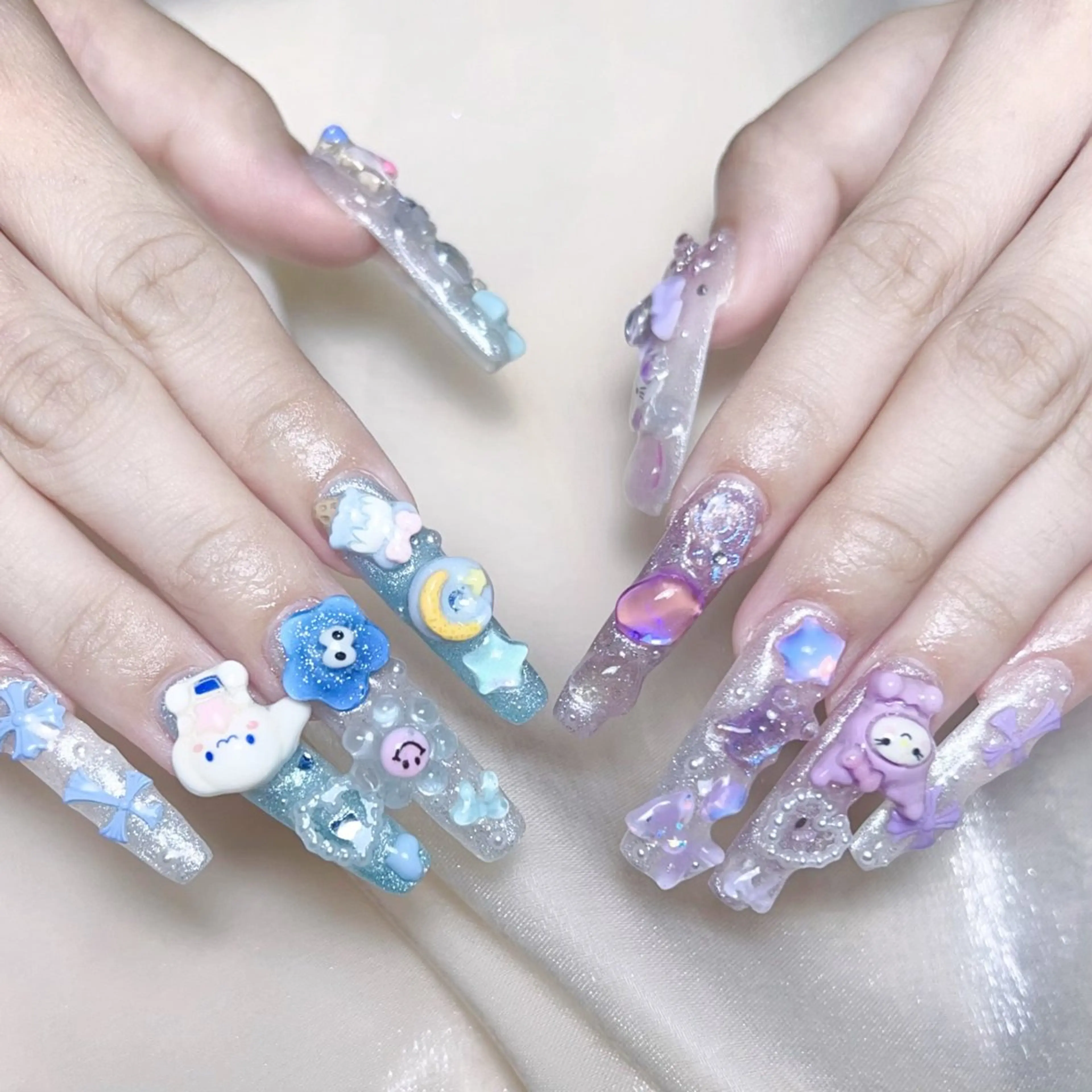 メンズ ネイル メンズ韓国風 アートネイル オーロラネイル ガーリー キラキラネイル ハンドネイル Nail salon 木にいるのネイルデザイン