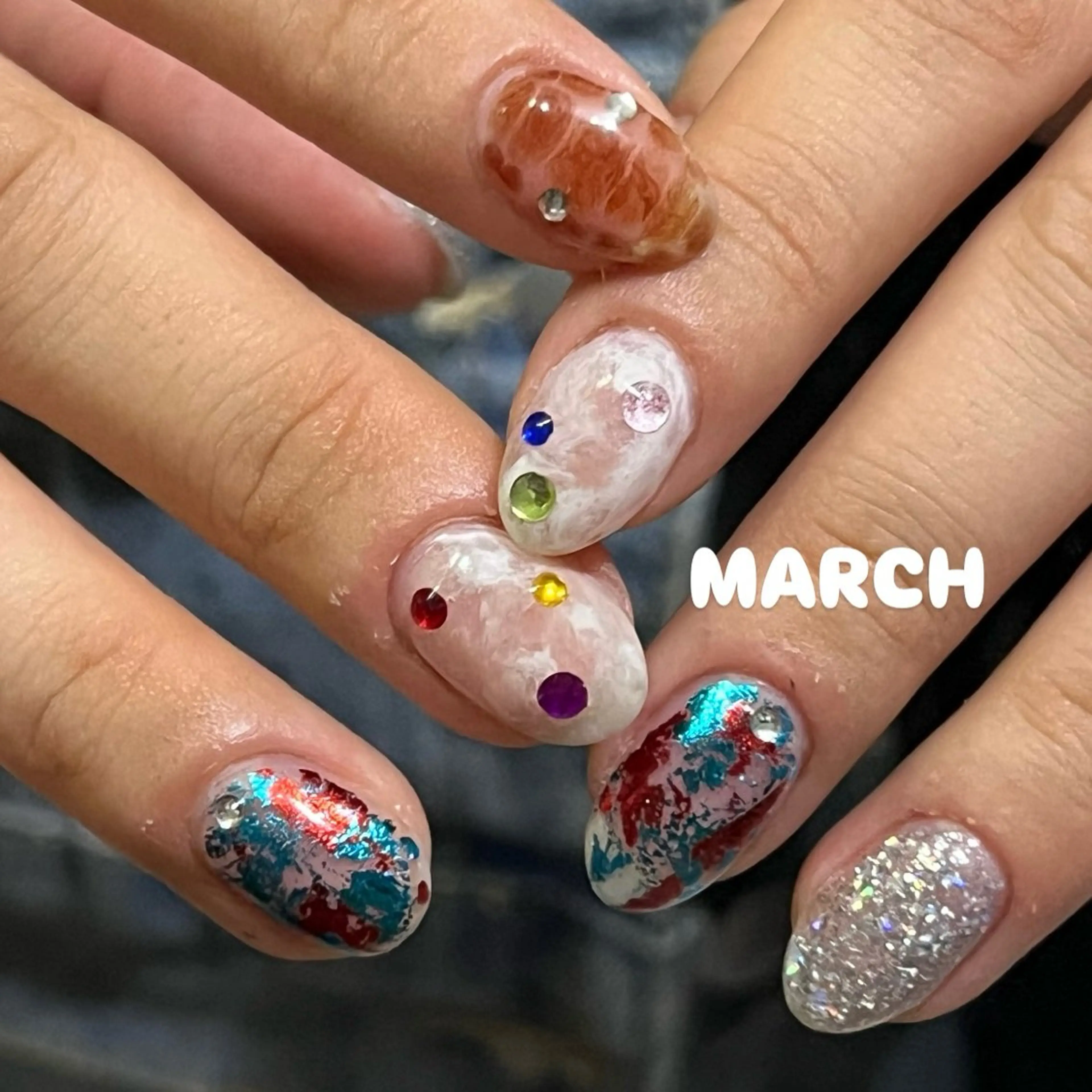 ネイル ハンドネイル Hata nail 🎀個性派ニュアンスのネイルデザイン