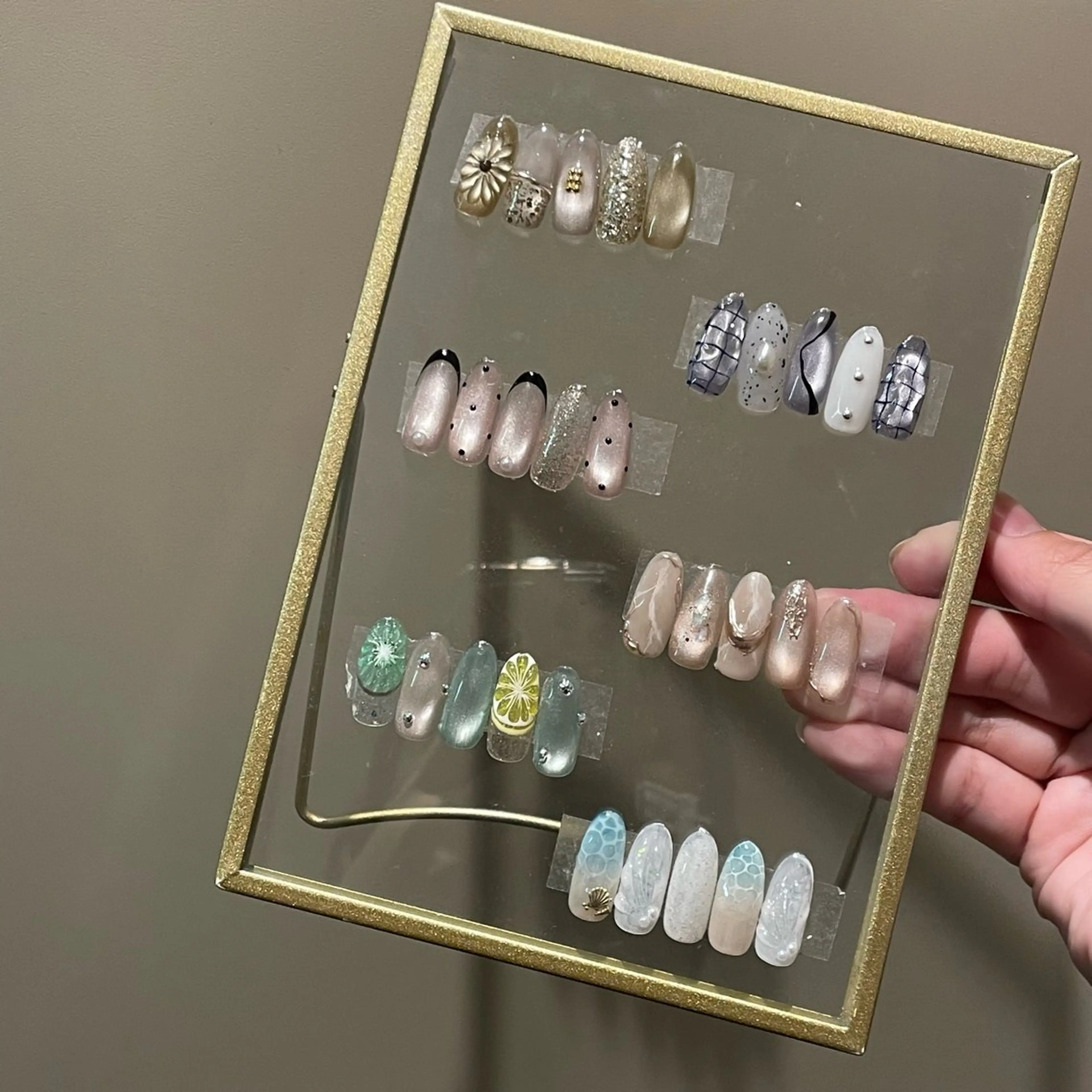 ネイル ハンドネイル SAVOYNail 🪞yuinaのネイルデザイン