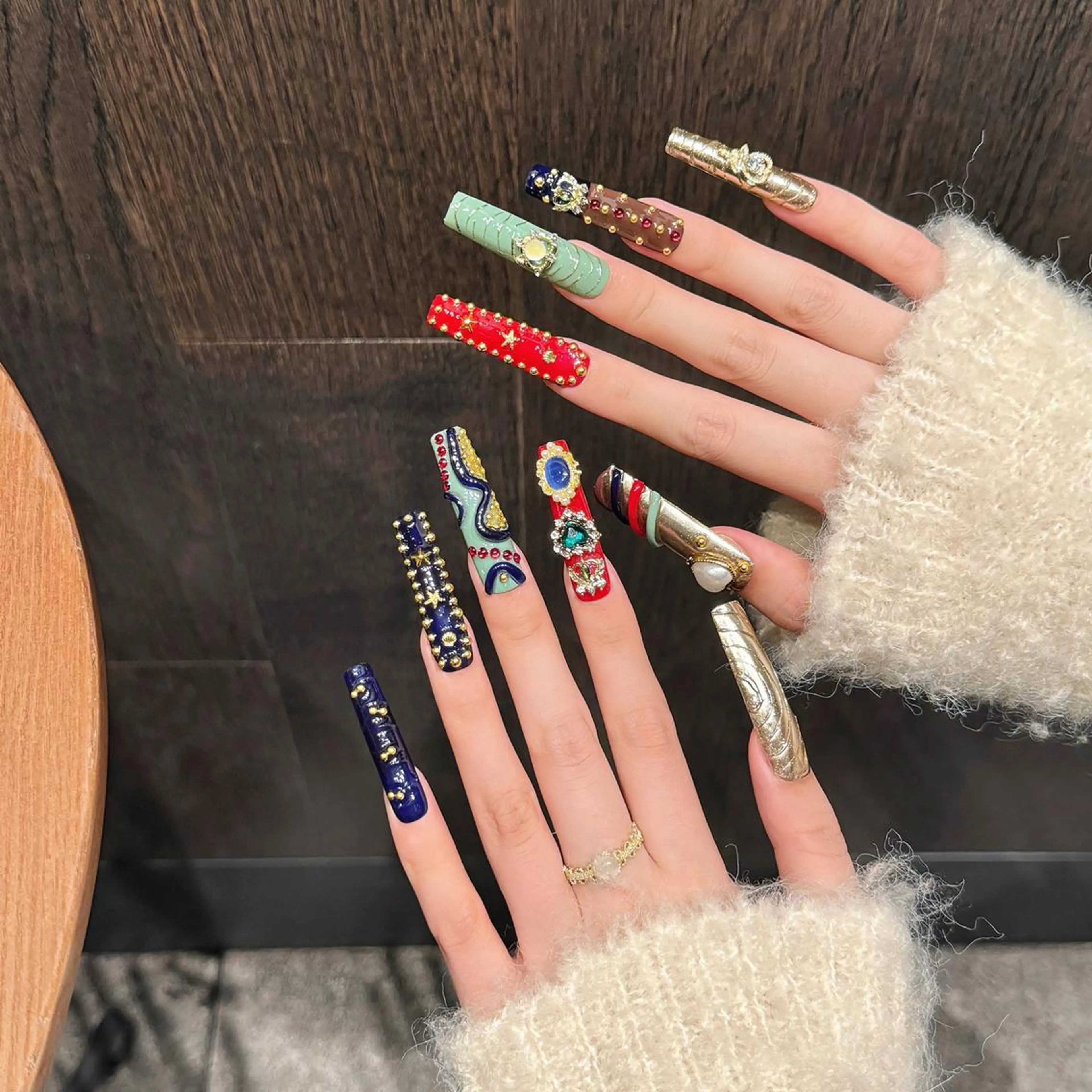 ネイル ジェルネイル スカルプネイル ネイルチップ ✨みゆき ✨のネイルデザイン