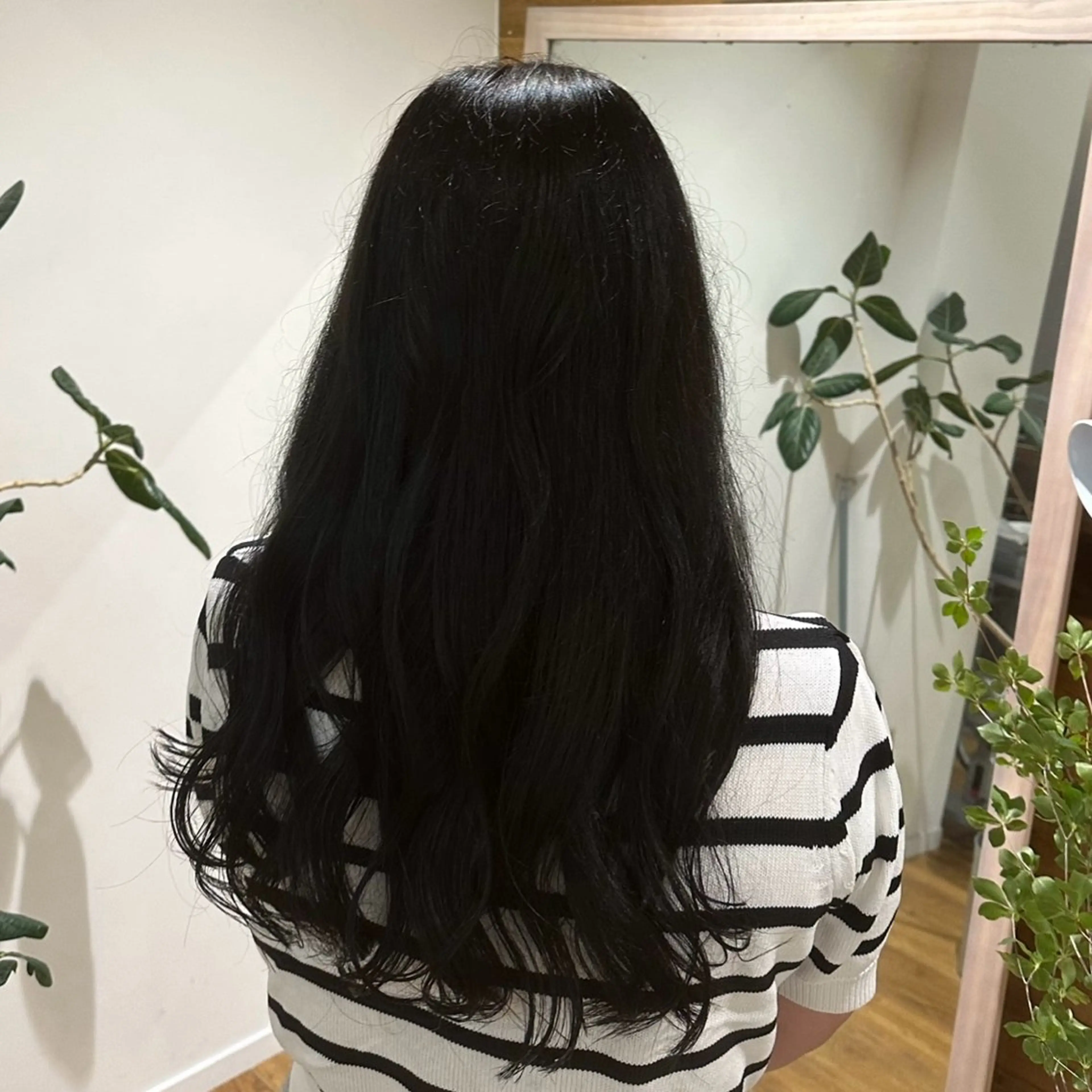 カラー ヘアカラー 西澤 希のヘアスタイル