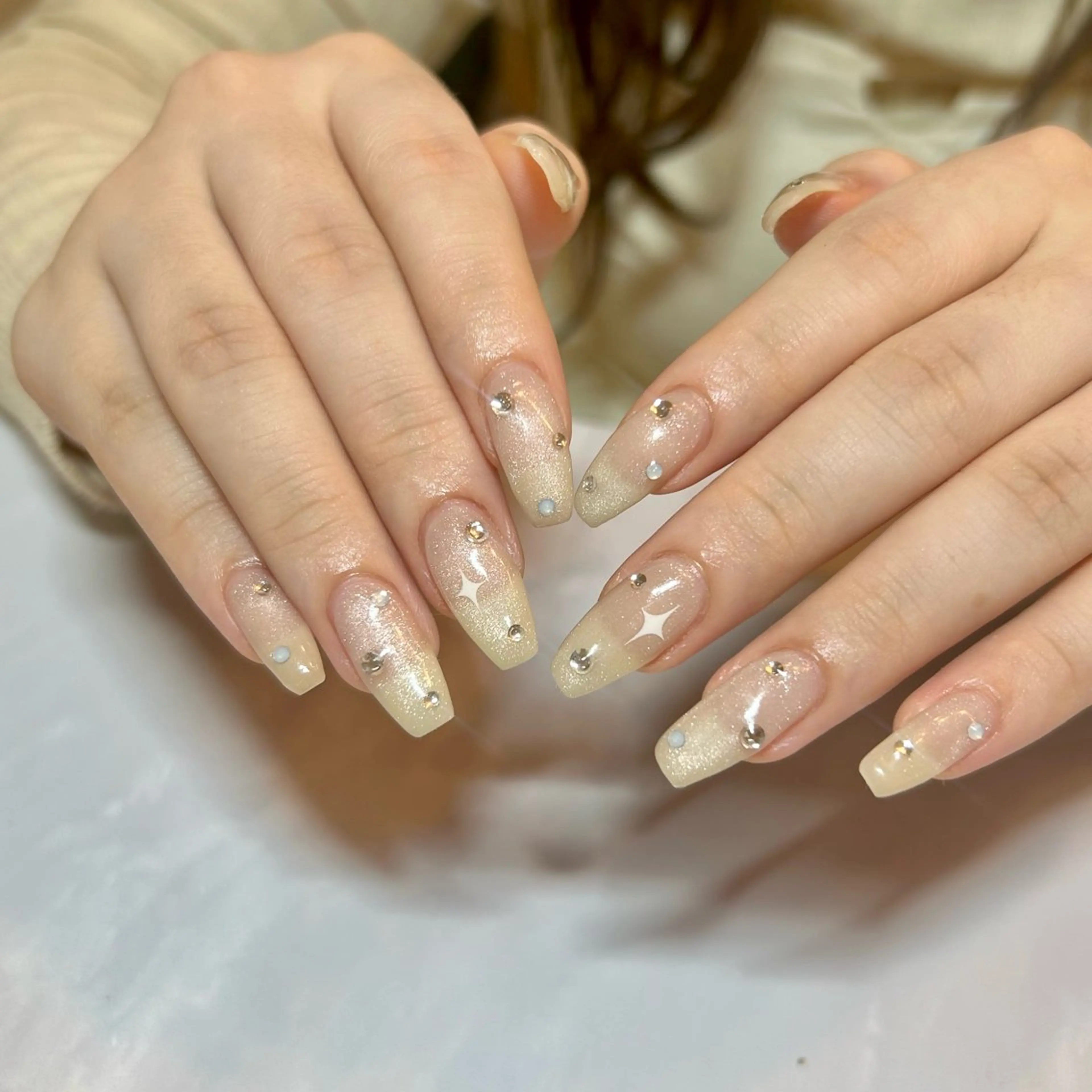 ネイル ハンドネイル ⠀ loggy.のネイルデザイン