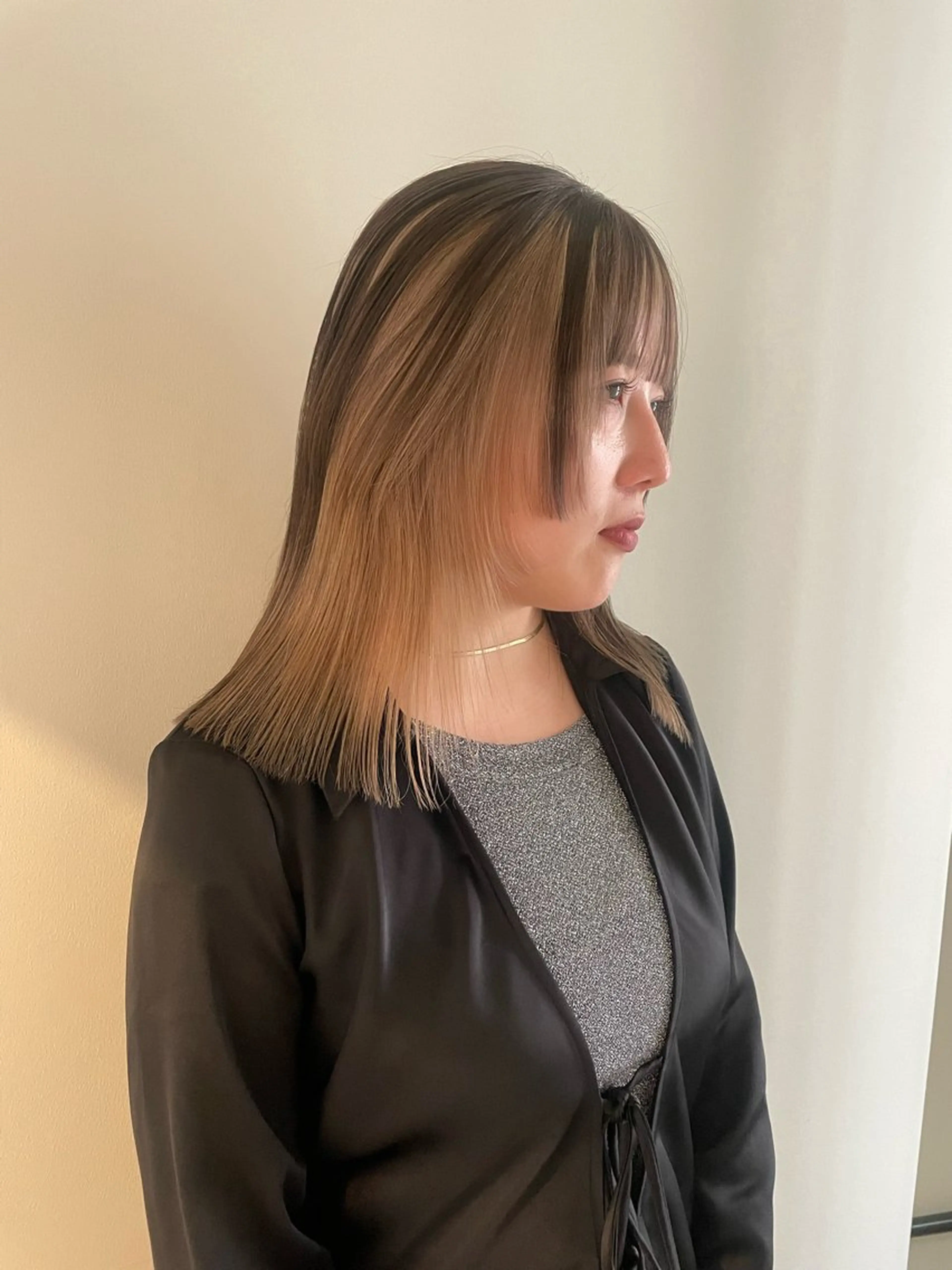 ミディアム カラー デザインカラー ヘアカラー 渋谷 留菜のヘアスタイル