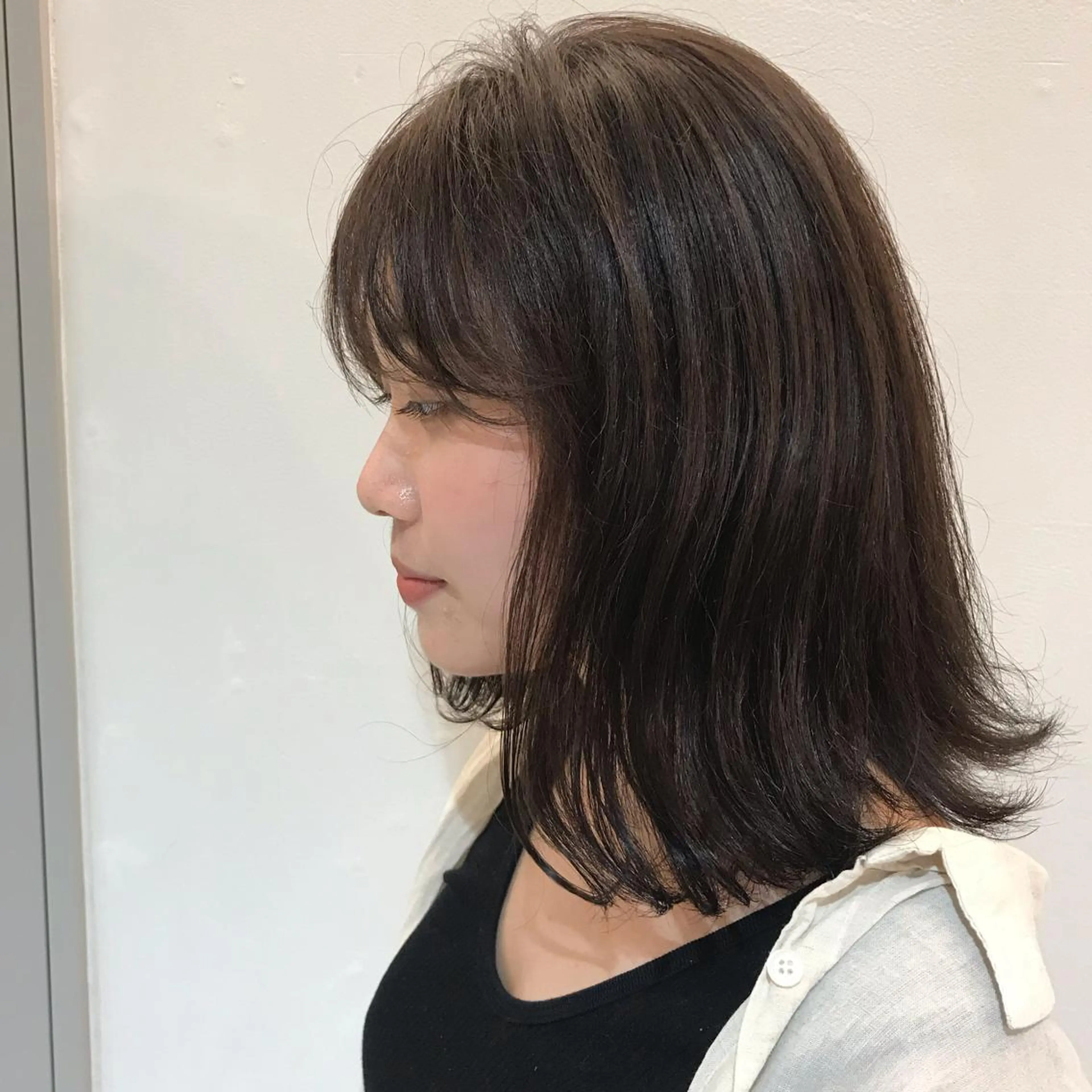 セミロング カット ヘアカラー 河田 海陽のヘアスタイル