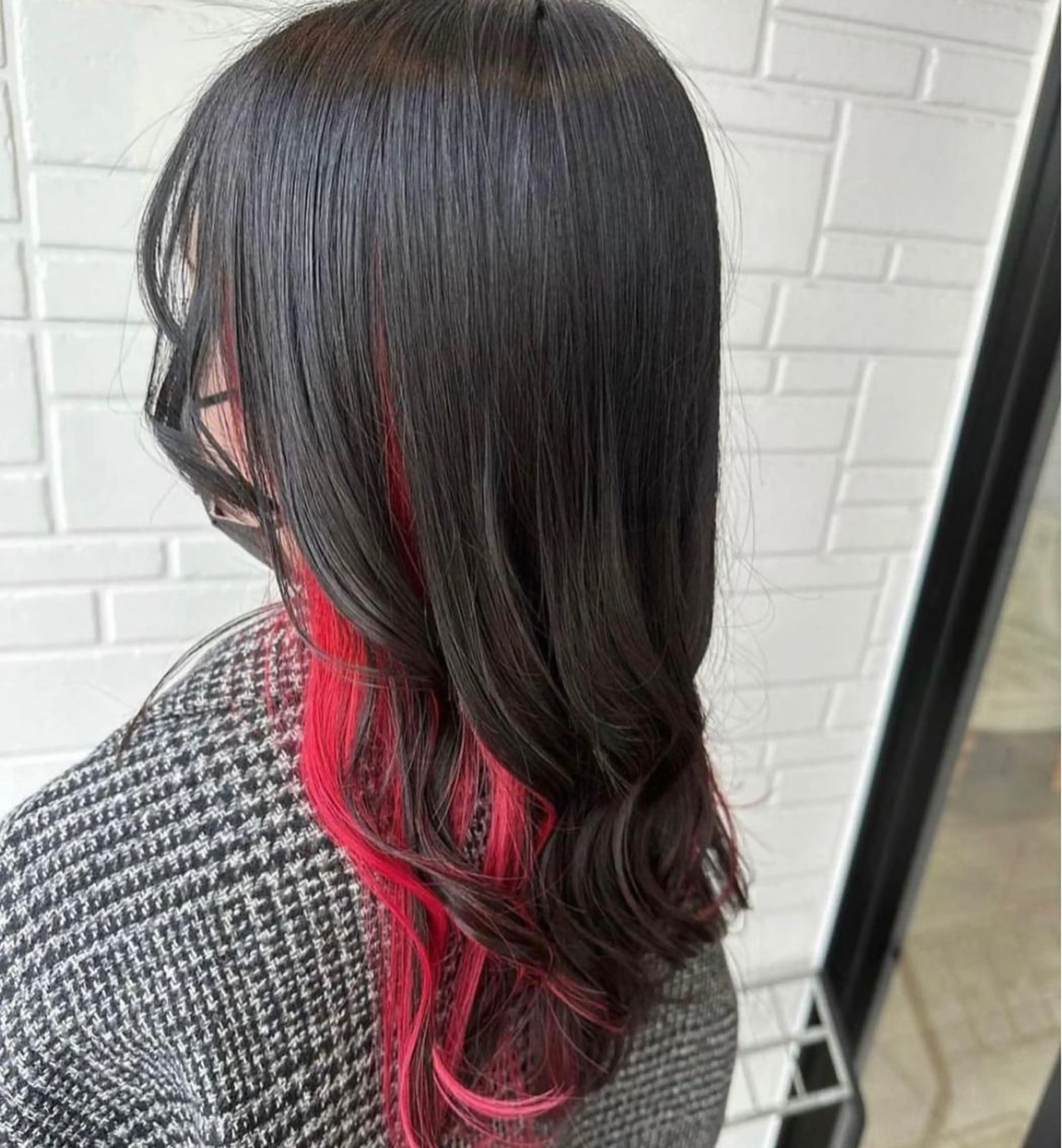 ロング カラー インナーカラー レッドカラー カット ヘアカラー Anita by  ganesha所属・木下 マサキのヘアスタイル