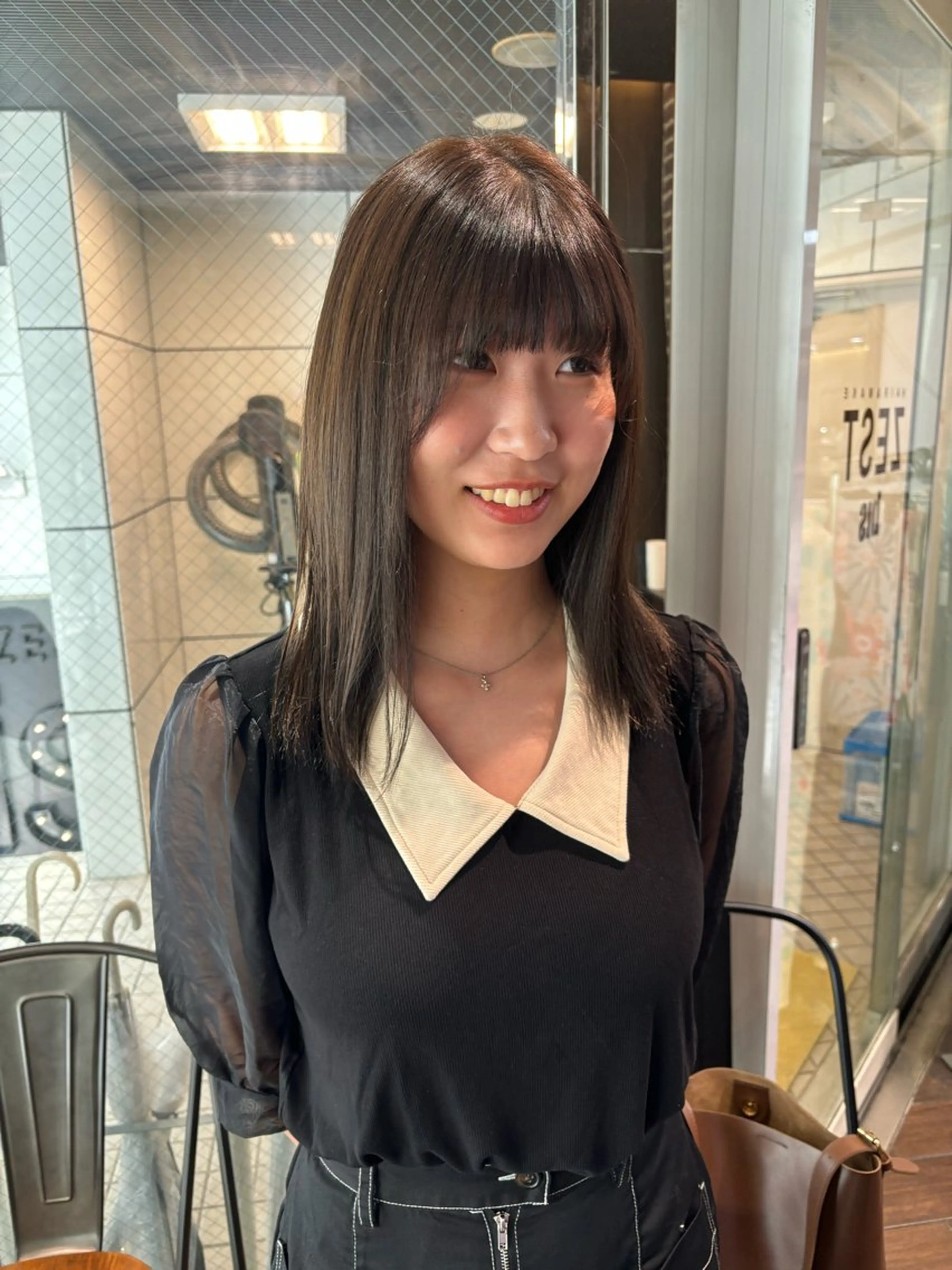 カラー ブリーチ ケアブリーチ ダブルカラー ハイトーンカラー インナーカラー ヘアカラー レイヤー/ボブカット 🪩💫KAYOのヘアスタイル