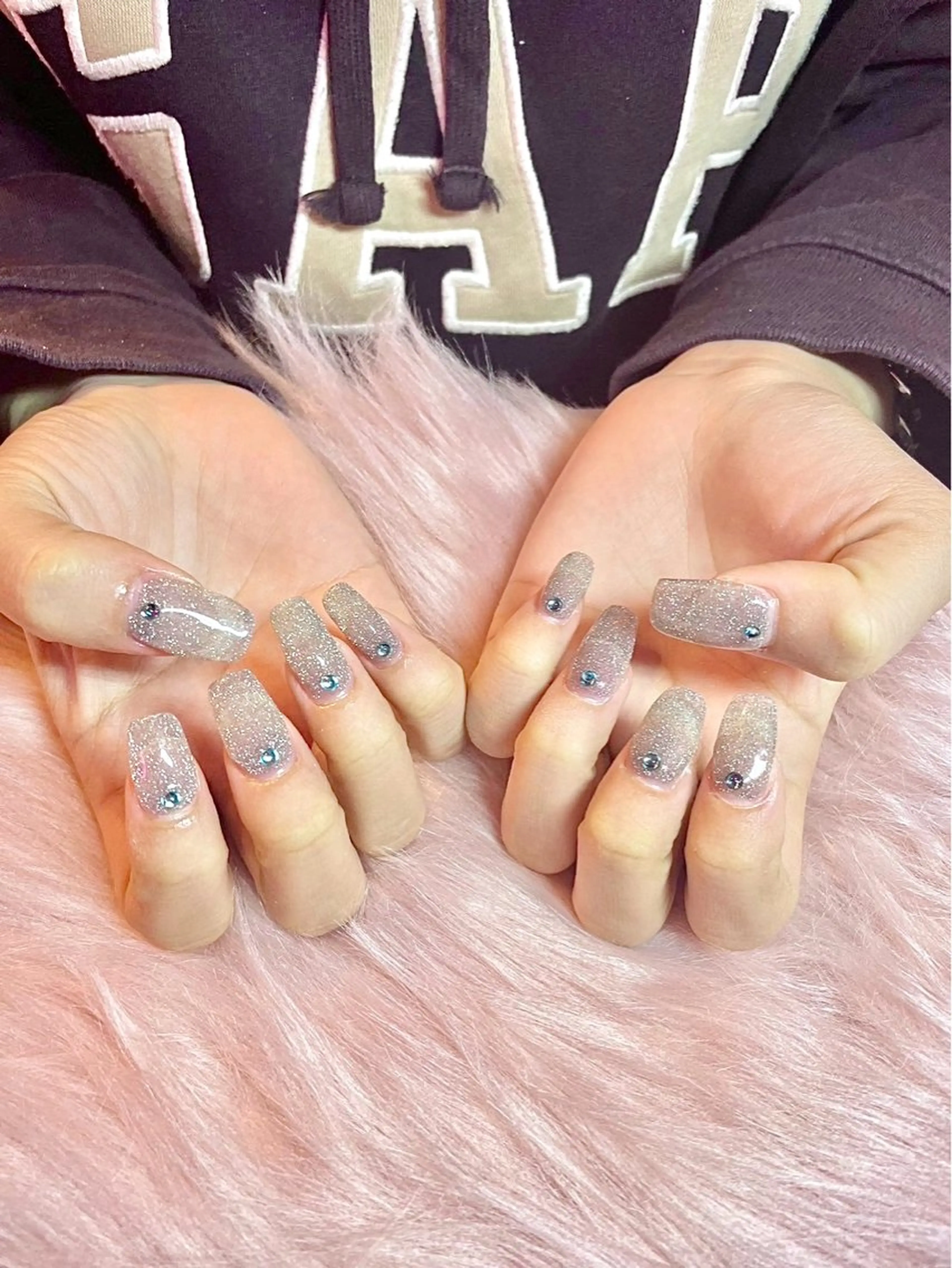 ネイル ワンカラーネイル ストーンネイル ハンドネイル Alissa  Nail所属・長さだし/新栄町駅 Alissaのネイルデザイン