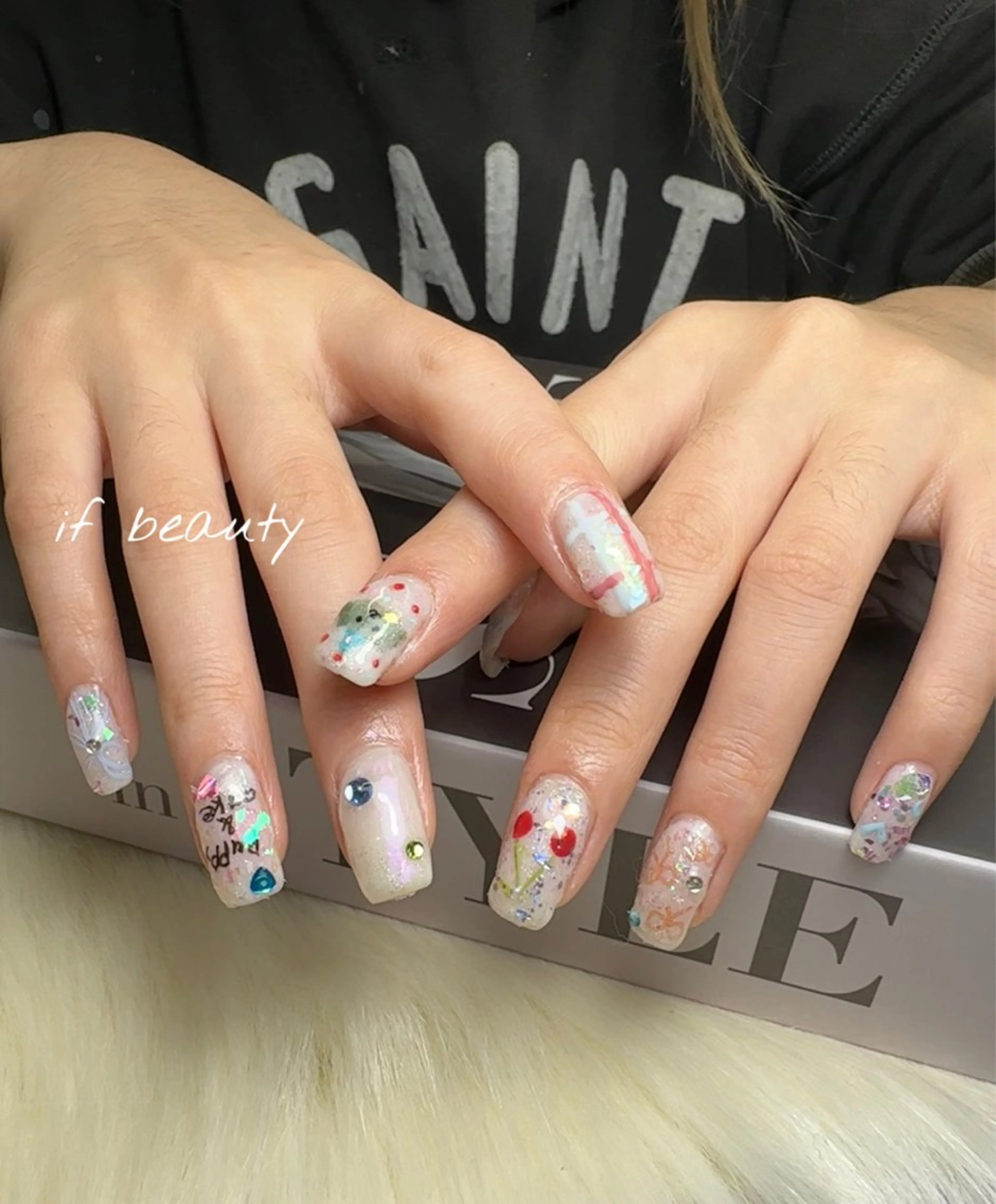 ネイル アートネイル ジェルネイル 韓国ネイル パラジェル 赤色 ハンドネイル if Hair&Nail Salon所属・IKA /海外ネイル /個性派/ワンホンのネイルデザイン