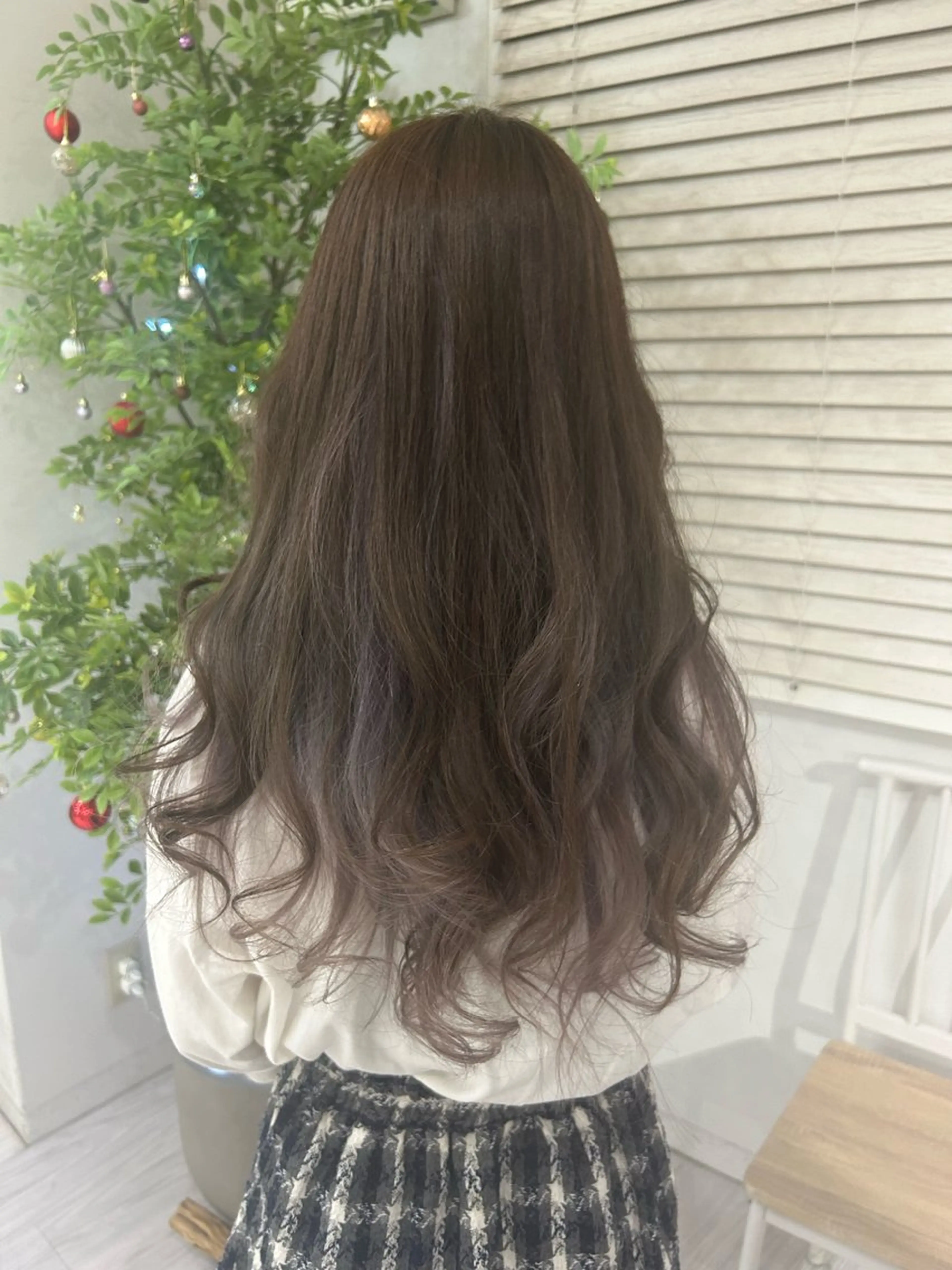 ロング カラー オリーブ・赤み消し 💚MAKOTO💚のヘアスタイル
