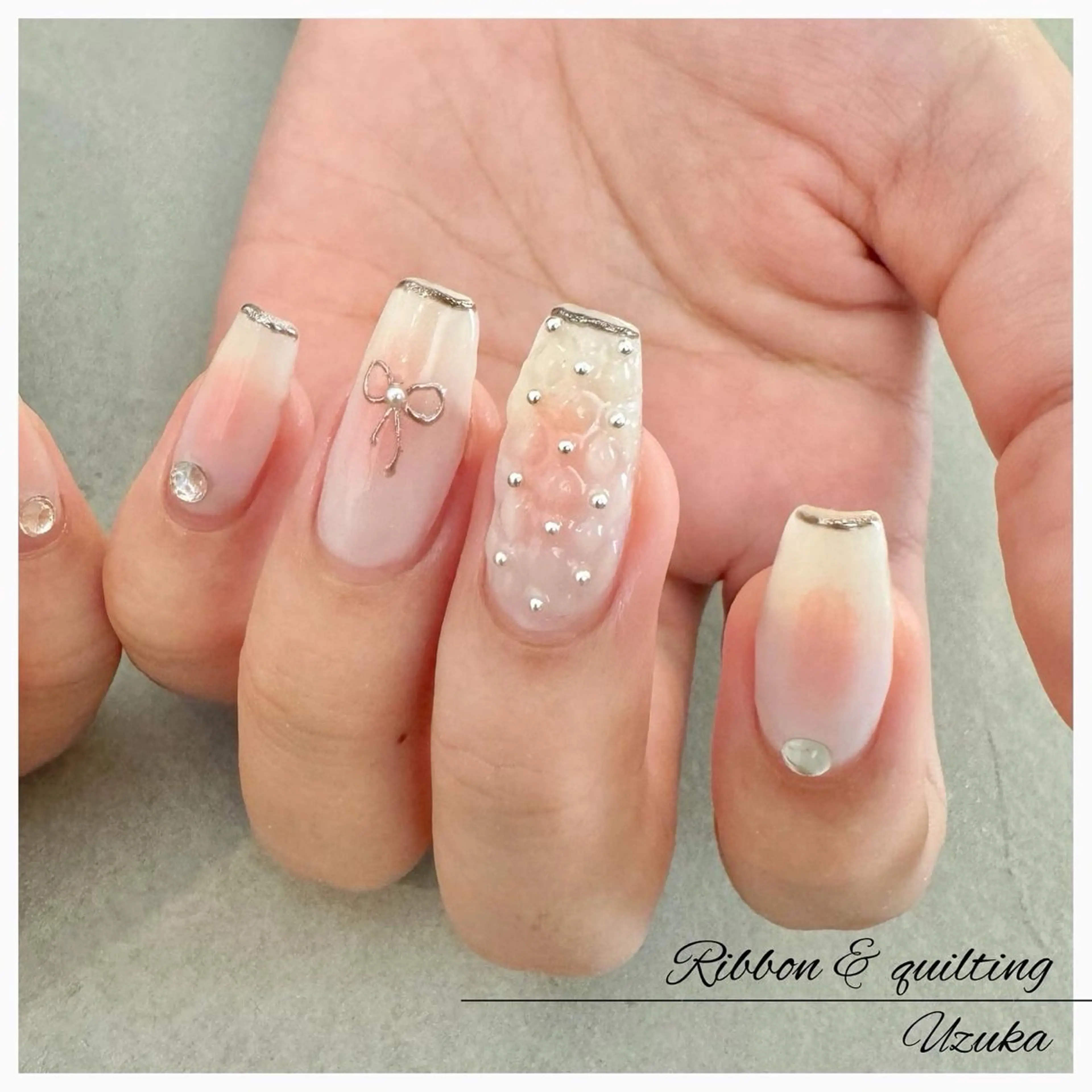 ネイル チークネイル リボン 【 enn 】 Uzuka Yukaのネイルデザイン