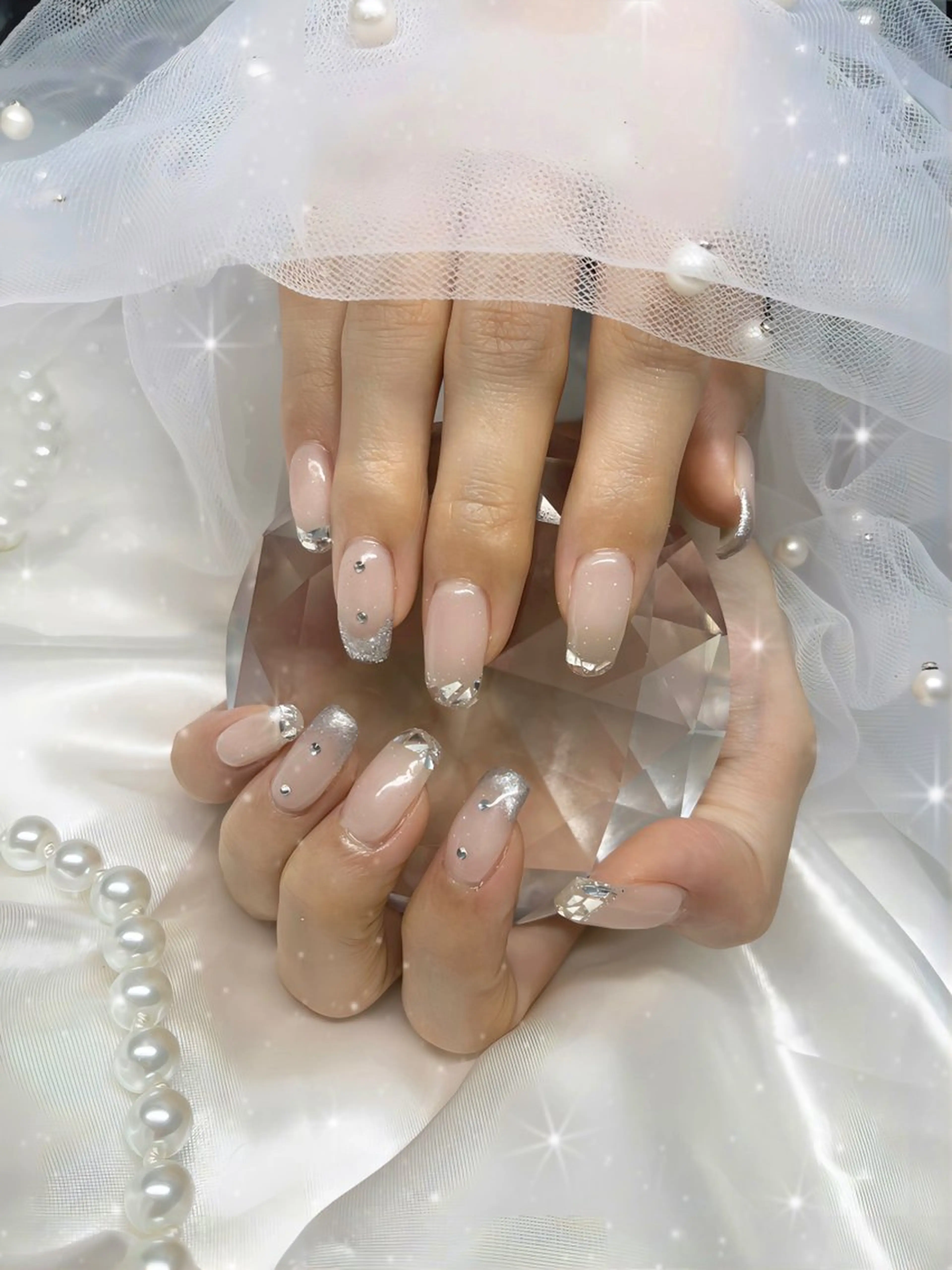 ネイル フレンチネイル ガラスフレンチ eclat 'kのネイルデザイン