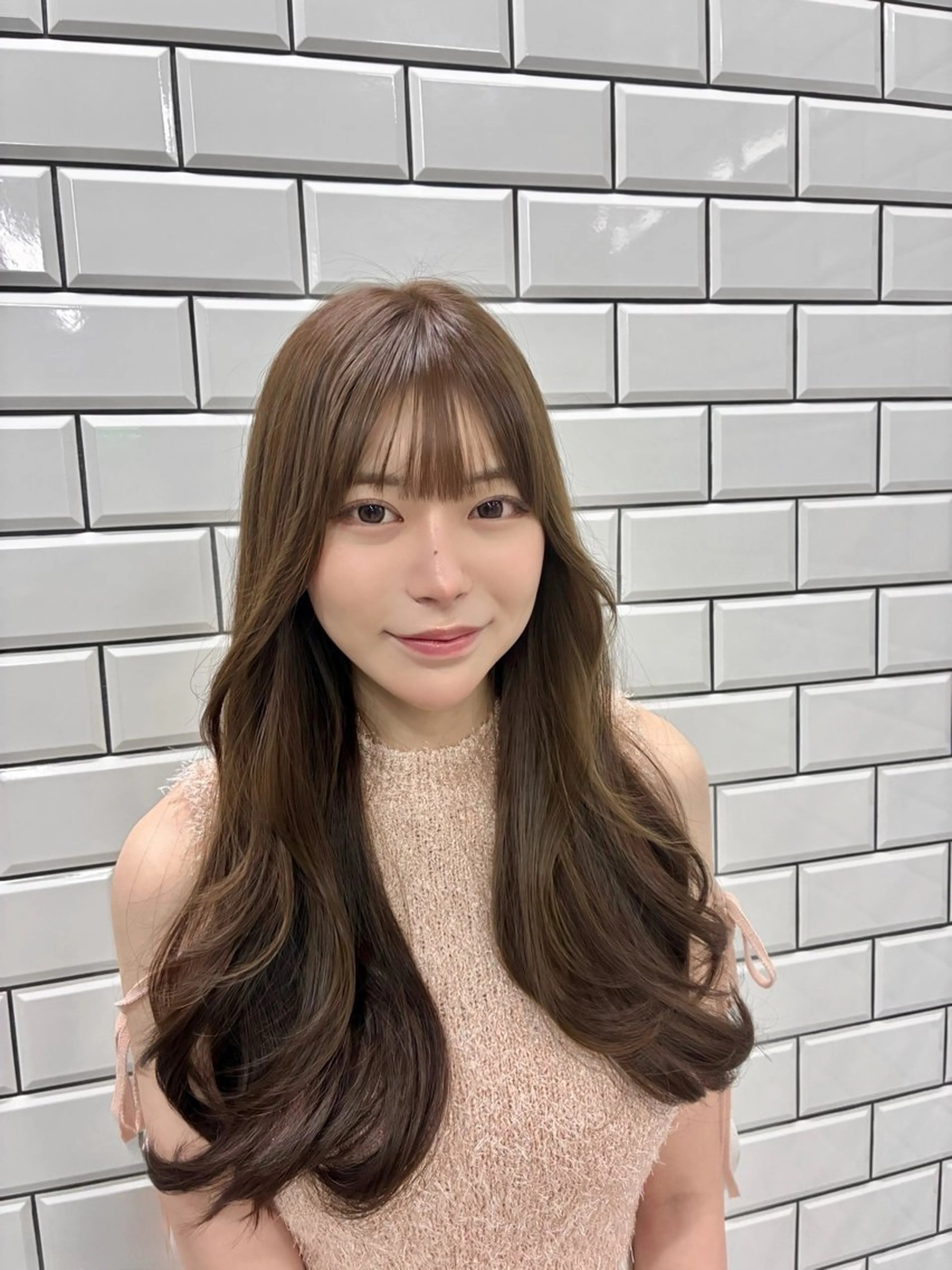 ロング カラー ブリーチ ケアブリーチ ダブルカラー イヤリングカラー ハイライトカラー カット ヘアカラー トリートメント newi ナカノのヘアスタイル
