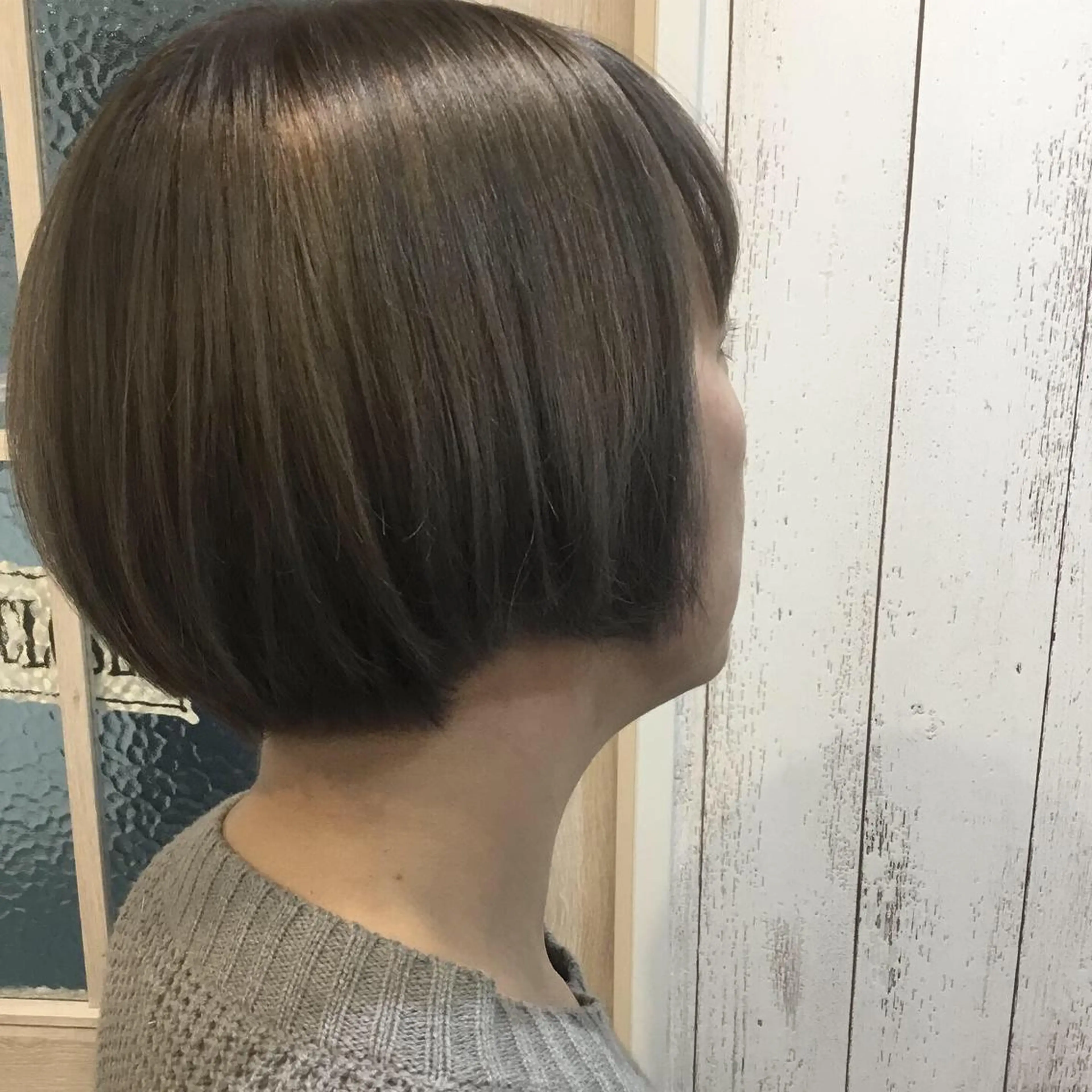 ショート カラー embrace エンブレイスのヘアスタイル