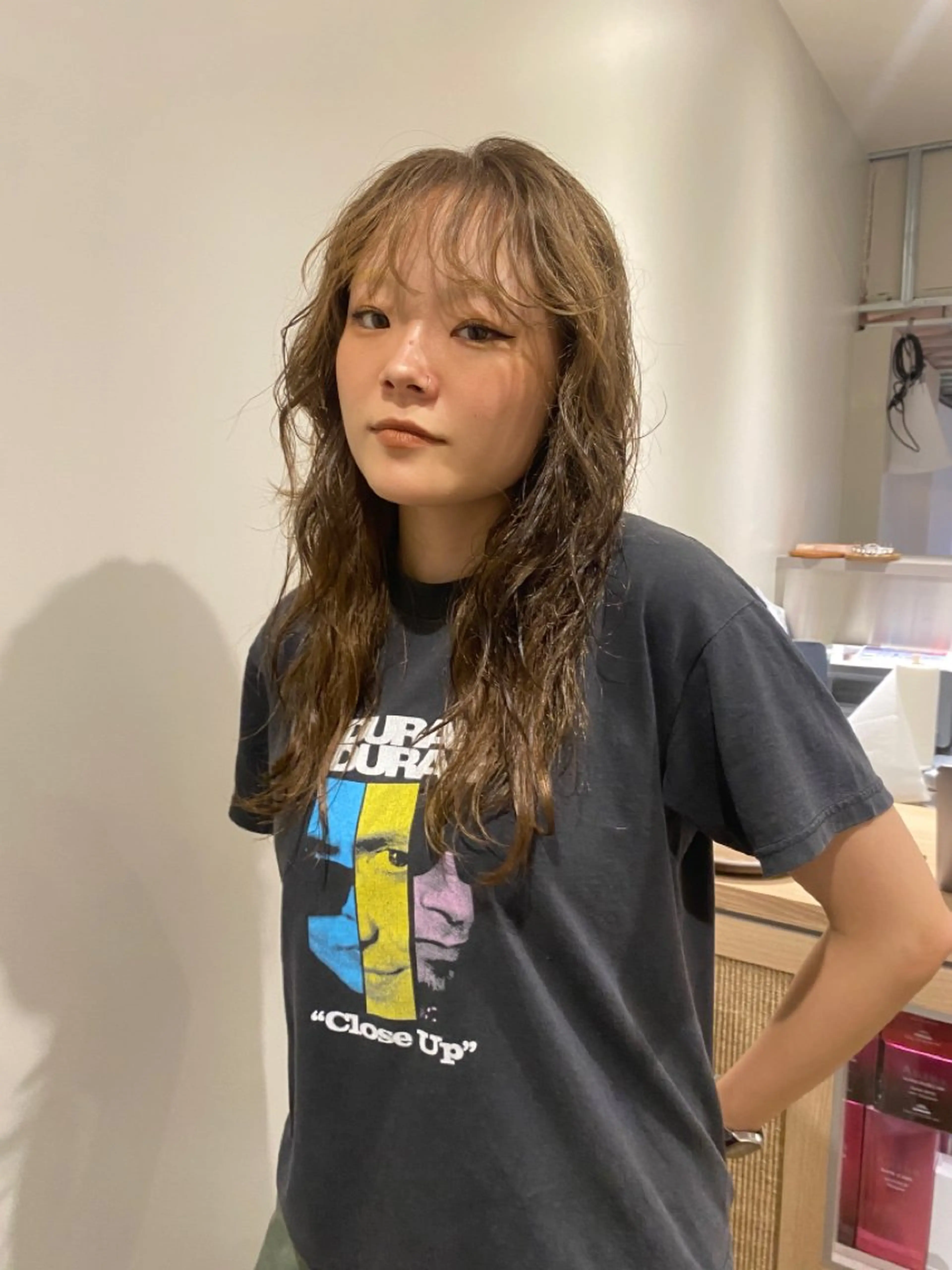 ロング カット ヘアカラー 室谷 侑奈のヘアスタイル