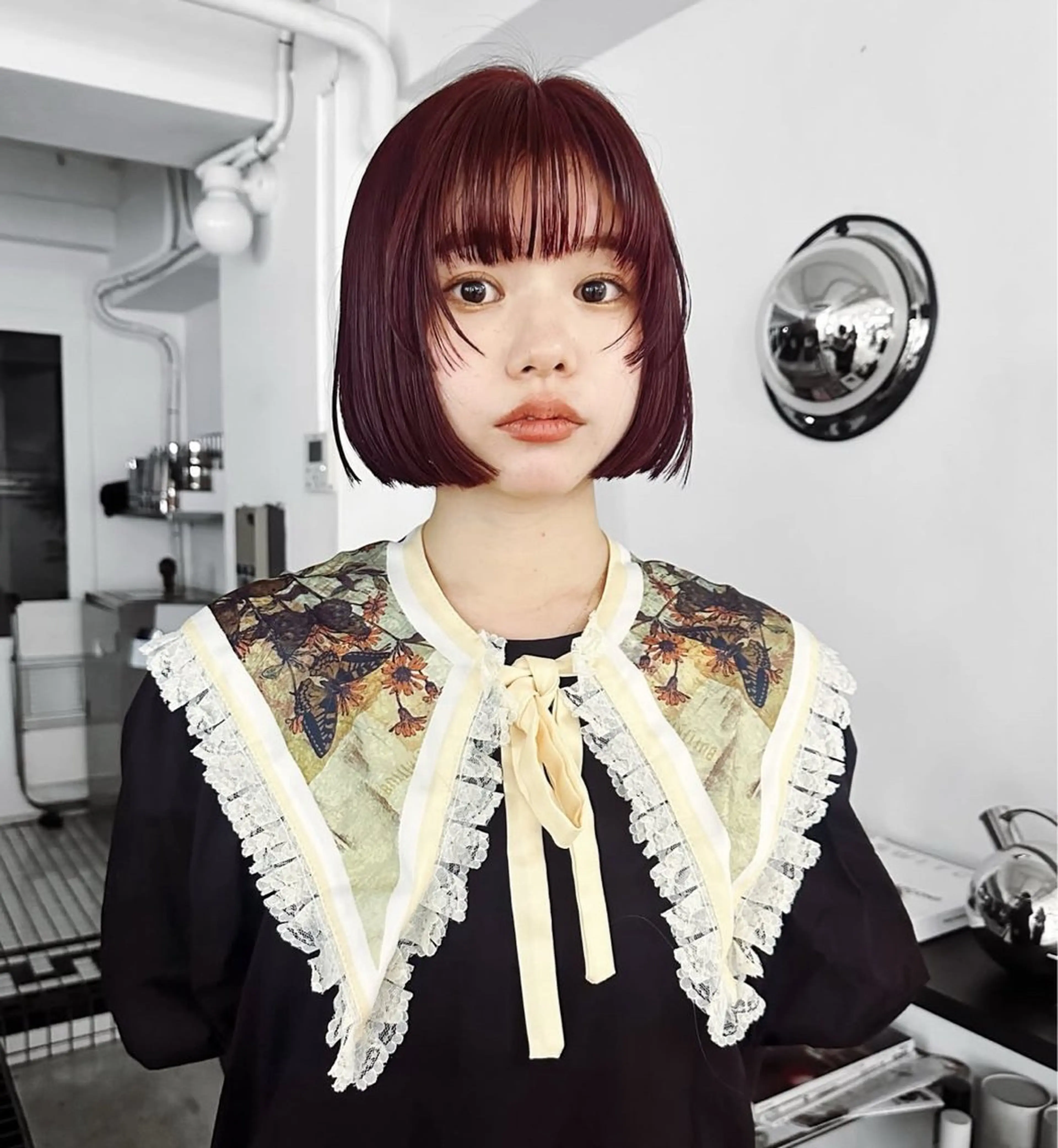 ミディアム カラー ヘアカラー トリートメント スミレ／透明感 ／ハイトーン／高円寺のヘアスタイル