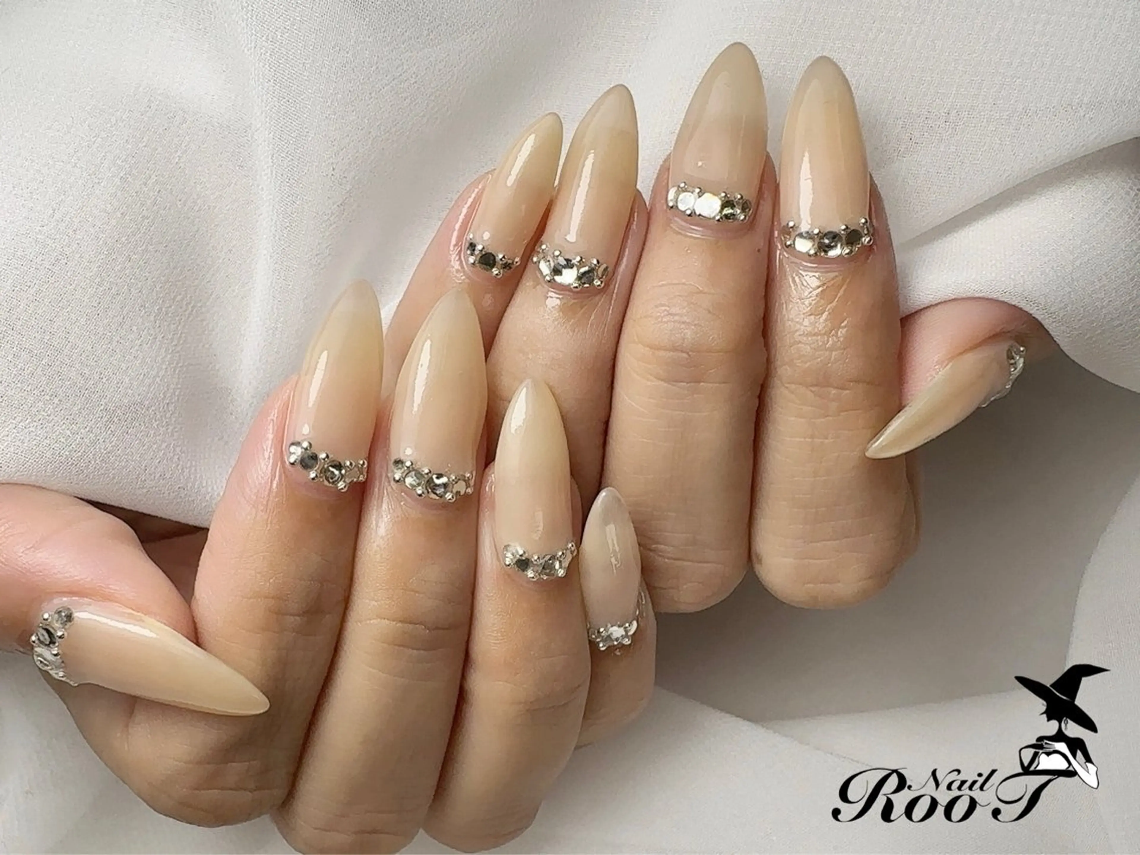 ネイル ハンドネイル RooT Nailのネイルデザイン