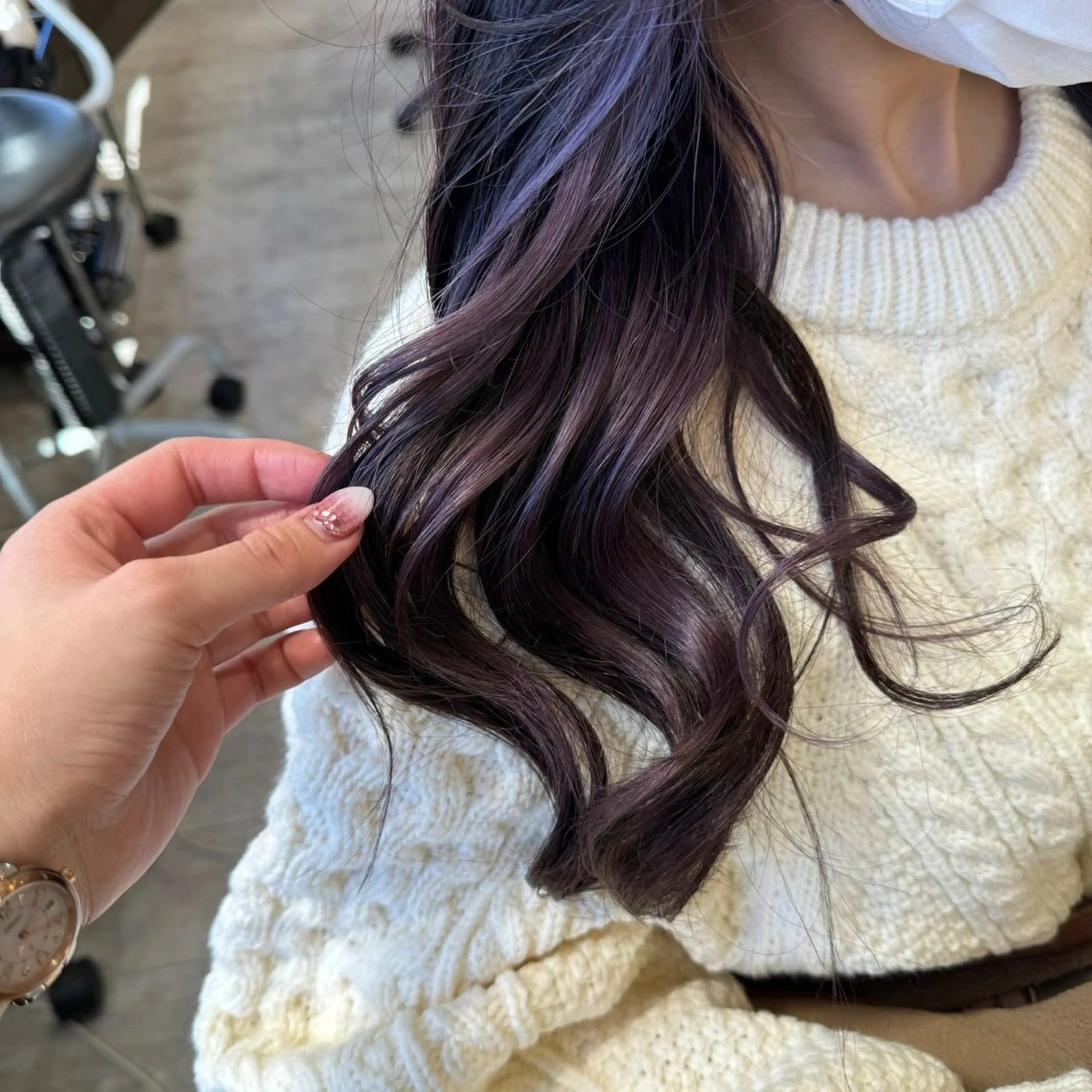 ロング 西 沙菜/トレンド カラー/透明感カラーのヘアスタイル