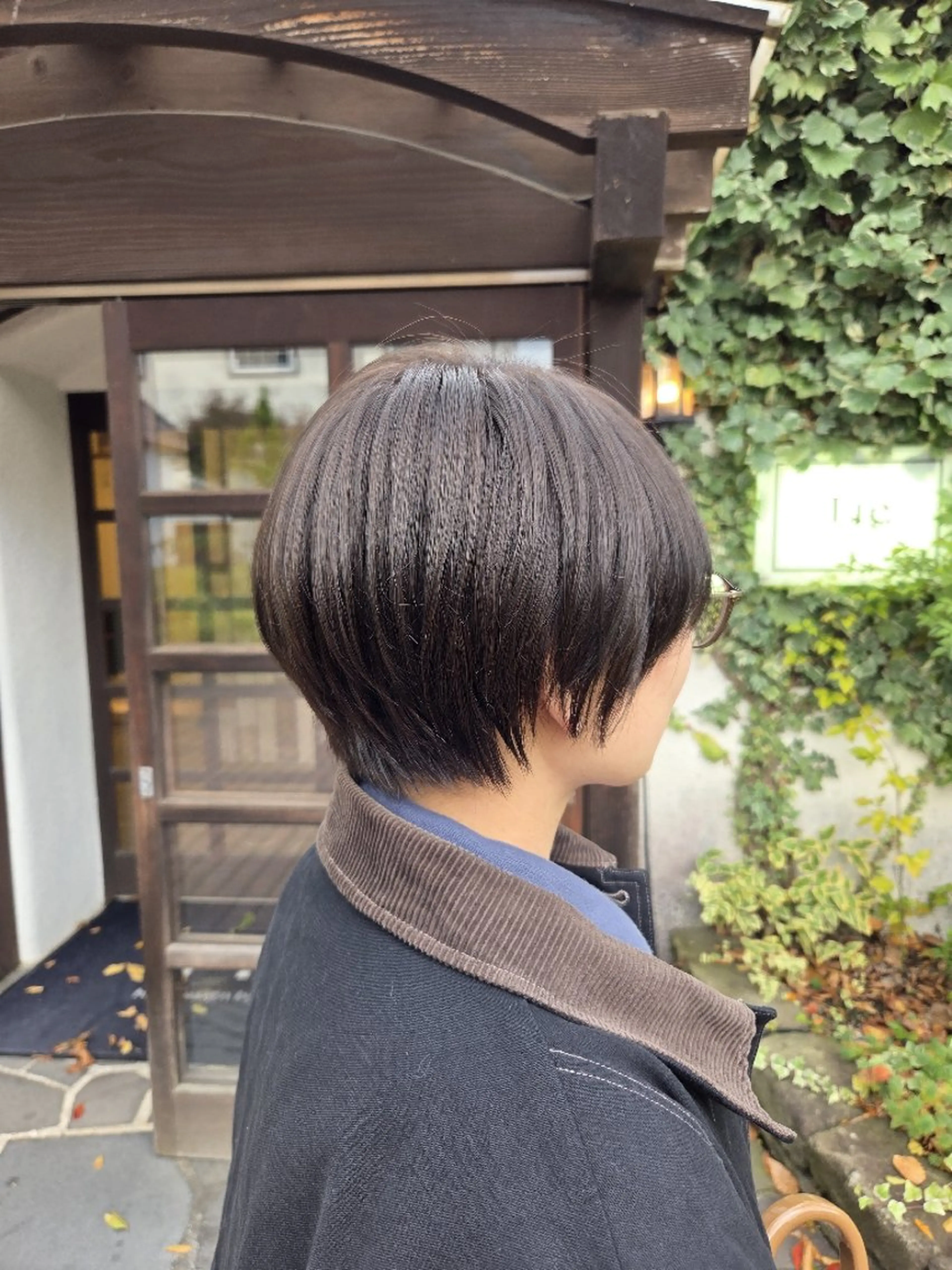 ショート カラー ハンサムショート グレージュ ショートヘア カット ヘアカラー トリートメント 松江 幸世のヘアスタイル