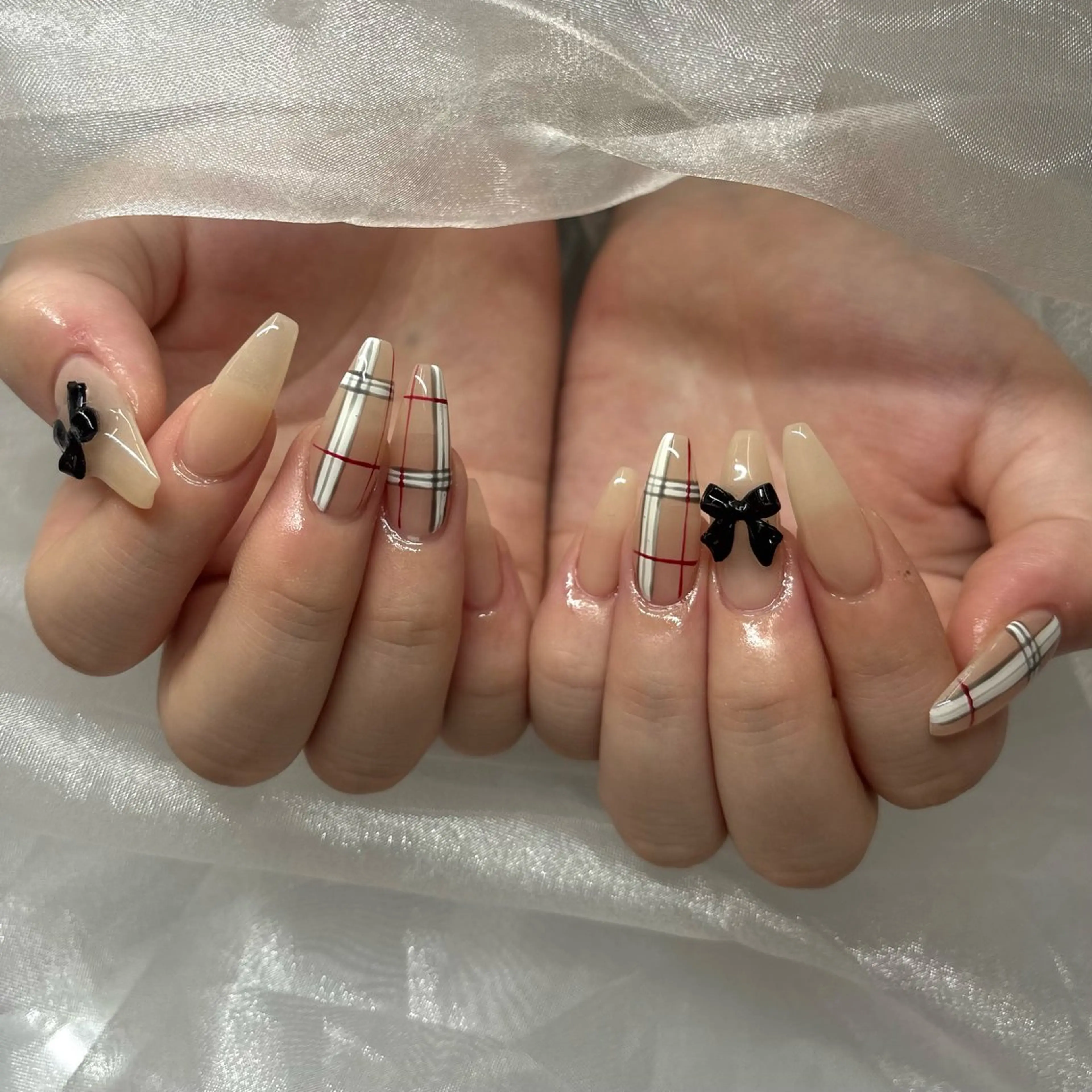 【𝙃𝙖𝙣𝙙】 💖10本ジェルスカ💖 4本アート(オフなし)の写真