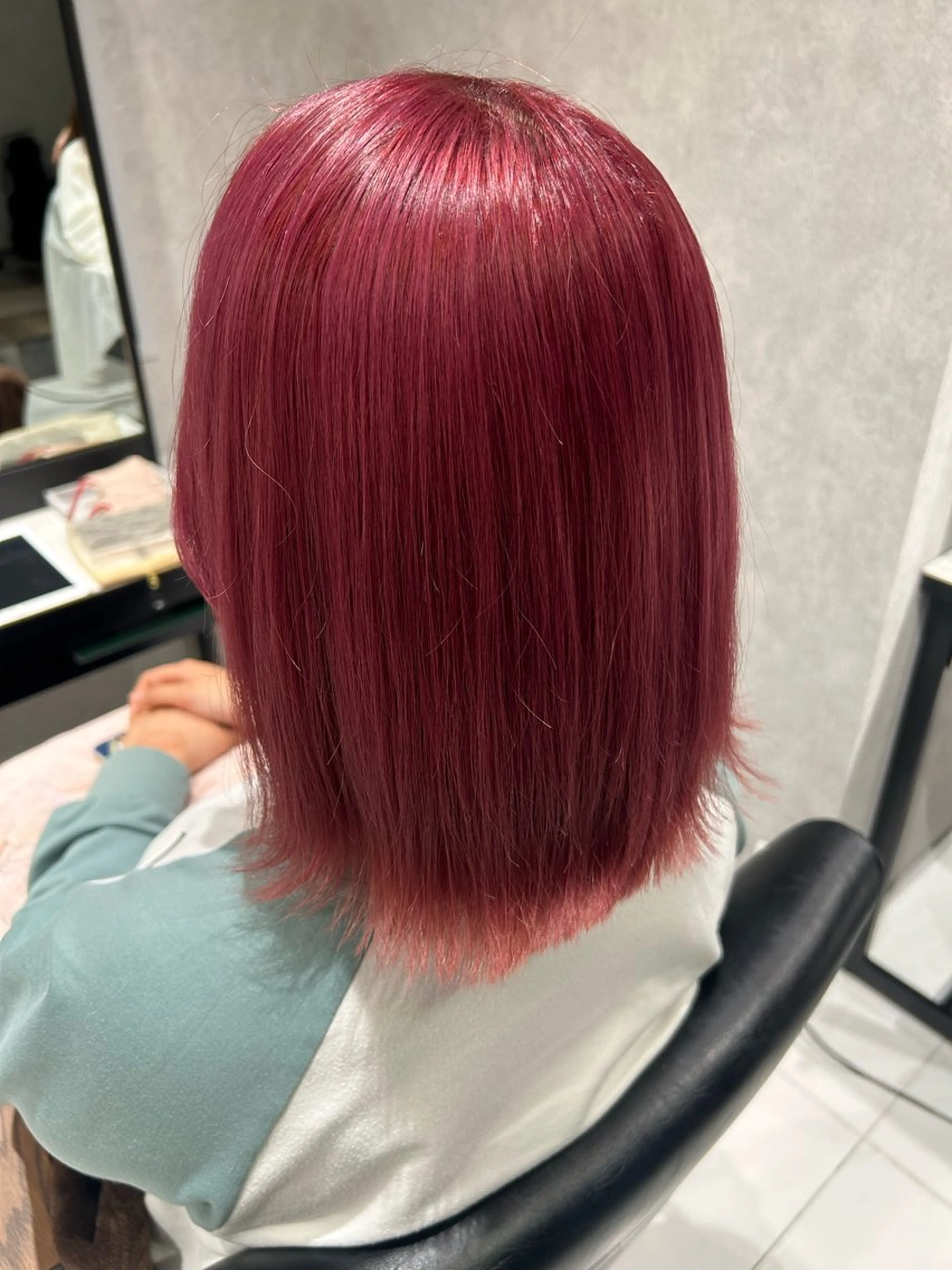 カラー ピンクカラー ヘアカラー トリートメント 透明感カラー🩵 束感まつげ🪼海月のヘアスタイル