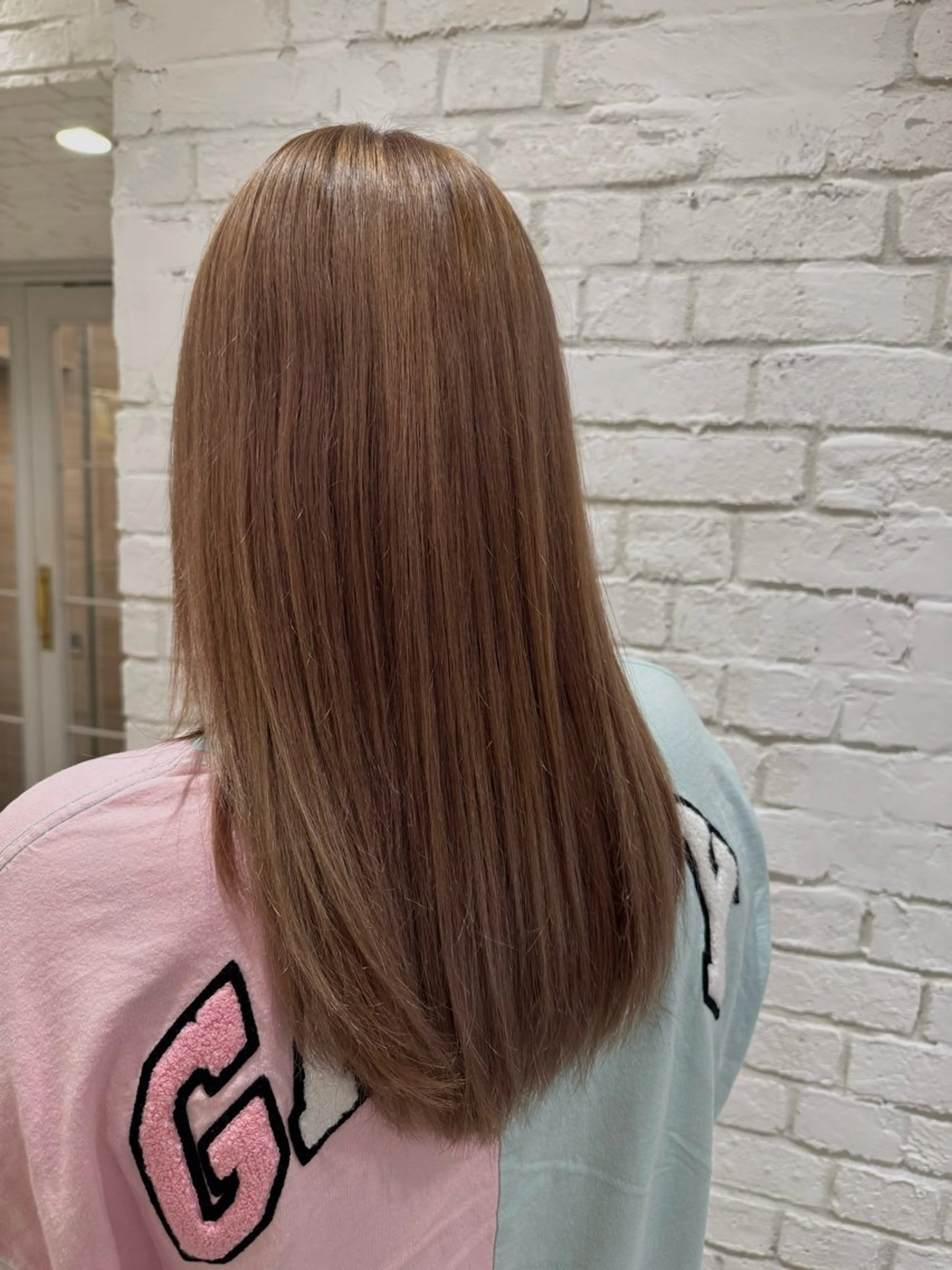 セミロング カラー ベージュカラー ピンクカラー Cloe 堀江店所属・山口 千晶のヘアスタイル
