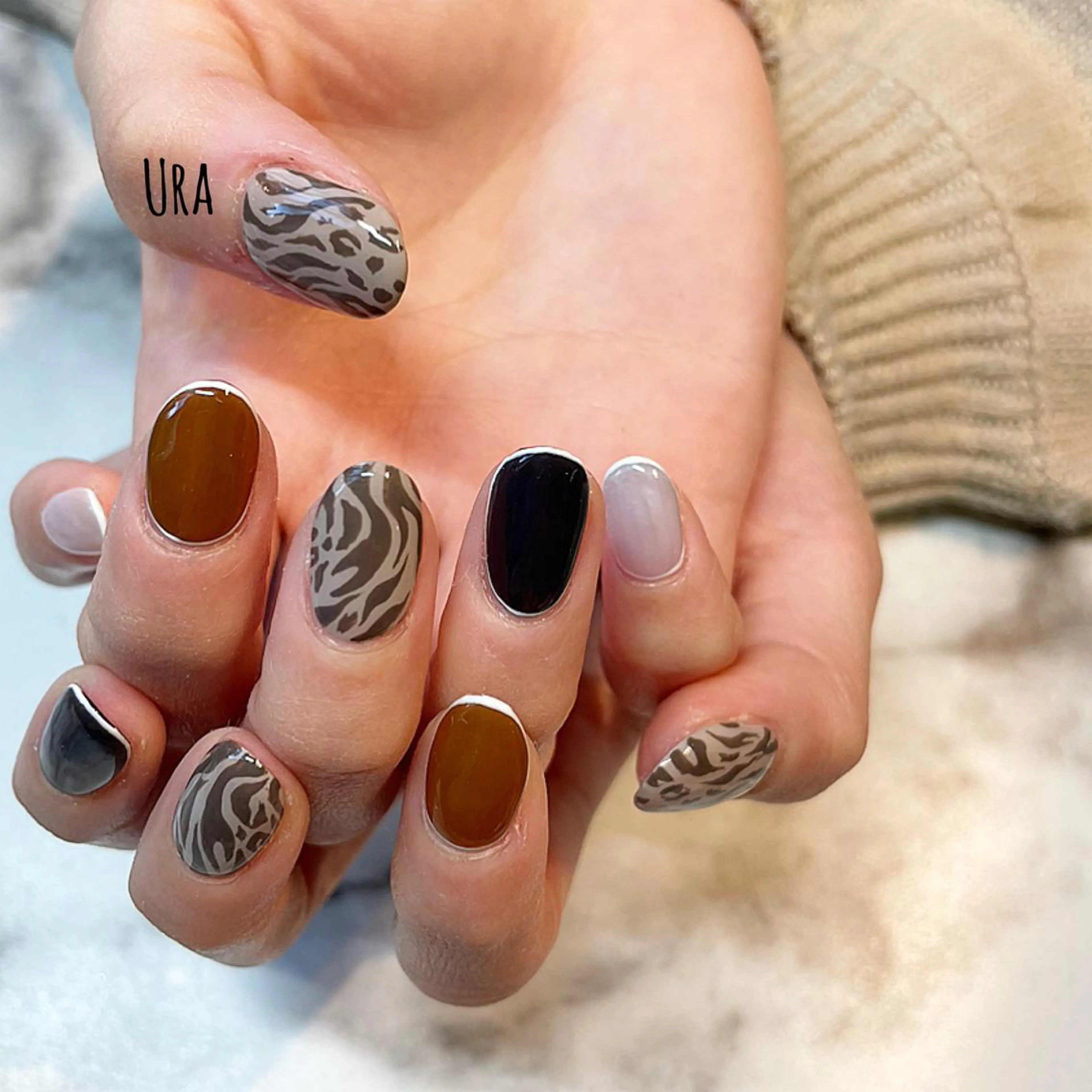 ネイル UrakoNail 《nail》のネイルデザイン